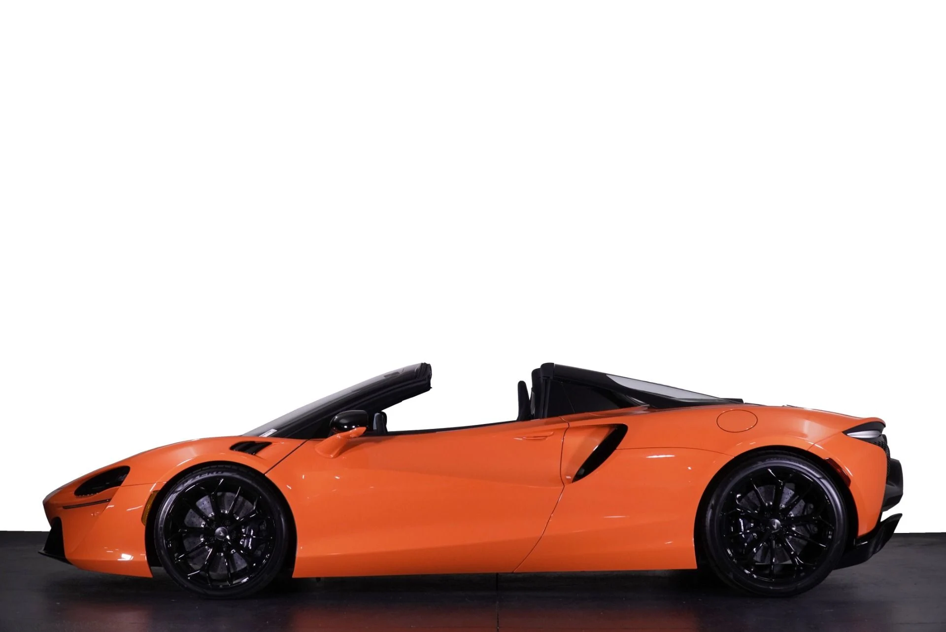 mph027_1764252271_New_2026_Mc_Laren_Artura_Spider_1762628277_ceb565fa9b