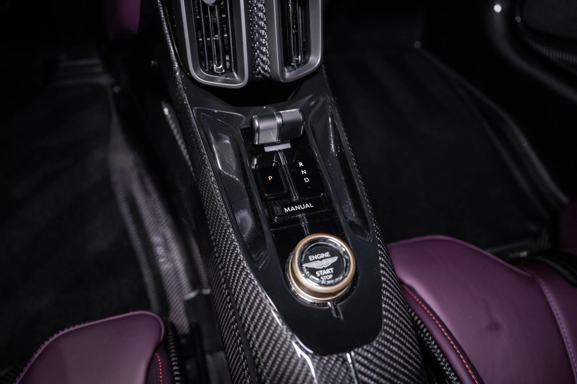 mph027_176714116_New_2026_ASTON_MARTIN_VALHALLA_1775946933_4b29f28642