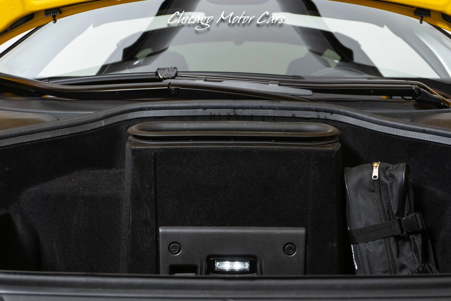 mph027_1786696200_13305_p28_l_d82774b8e8