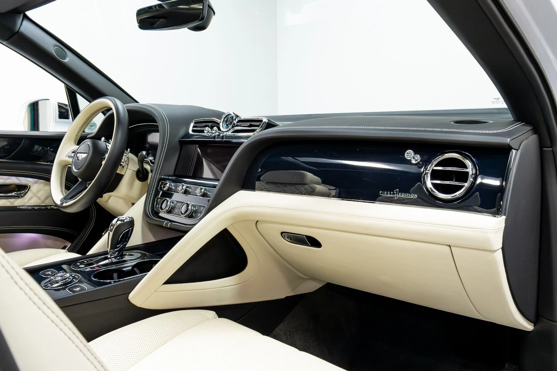 mph027_1787599480_Used_2021_Bentley_Bentayga_V8_First_Edition_1774291657_c417e9ef09