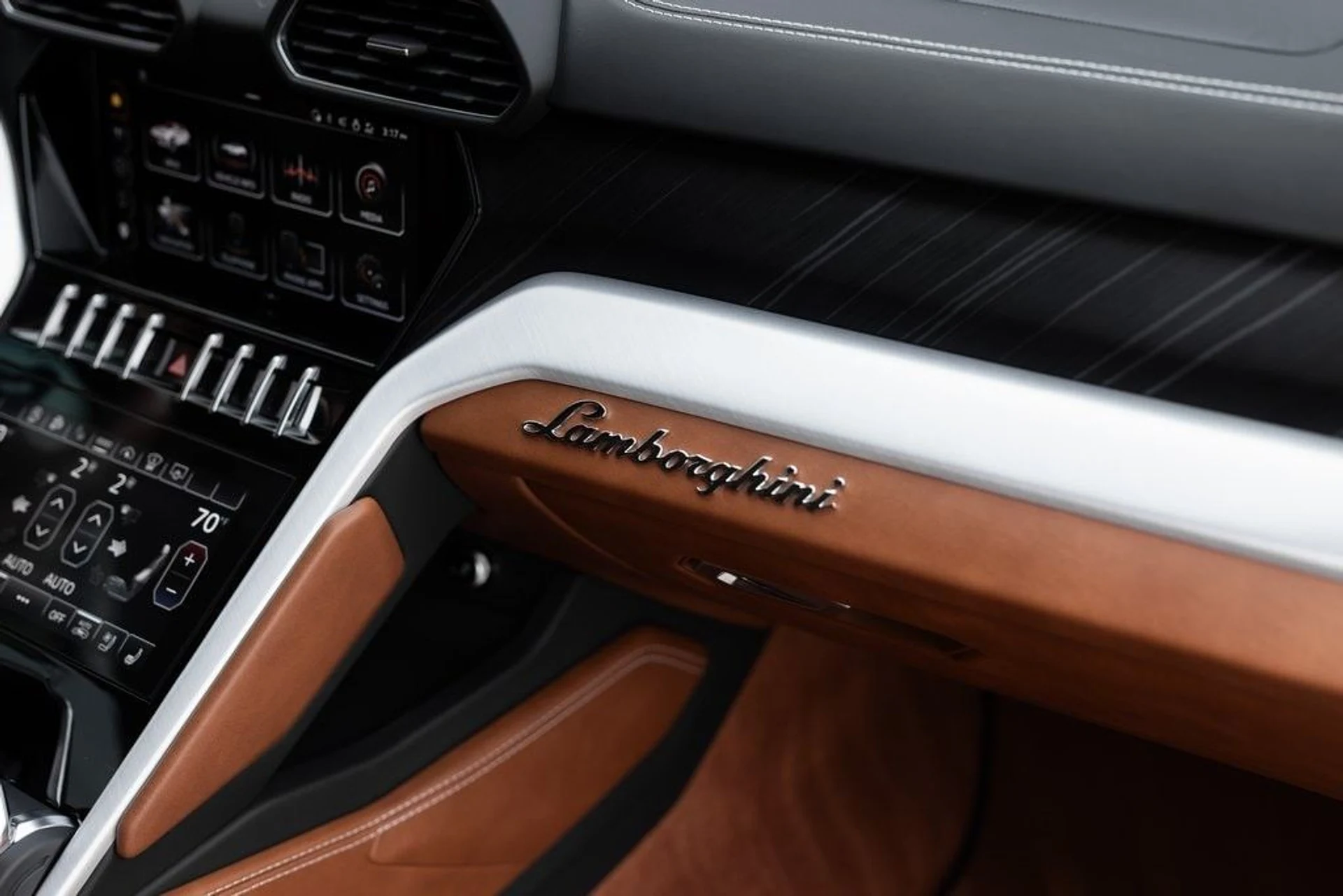 mph027_1790549522_e9555000c47c8f803ed9f4bc933135fex_56cb8e0817