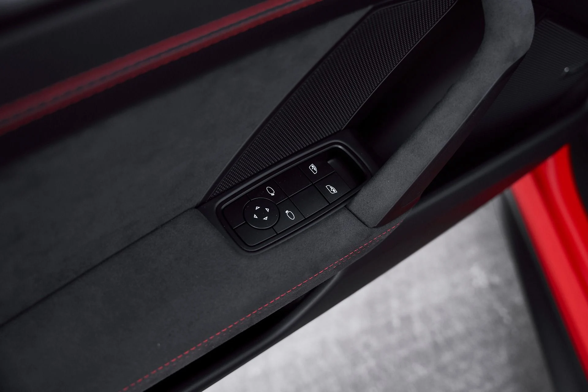 mph027_1795482888_Used_2025_Porsche_911_GT_3_1766514441_71cb470cd5