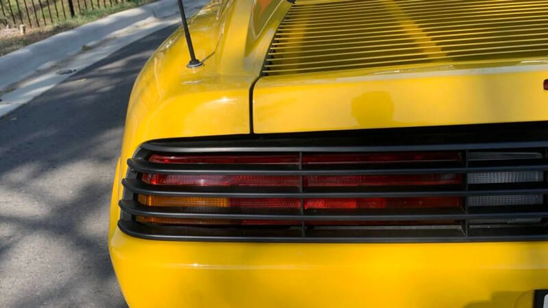 mph027_1795614602_1991_ferrari_348_ts_70d388ddd7