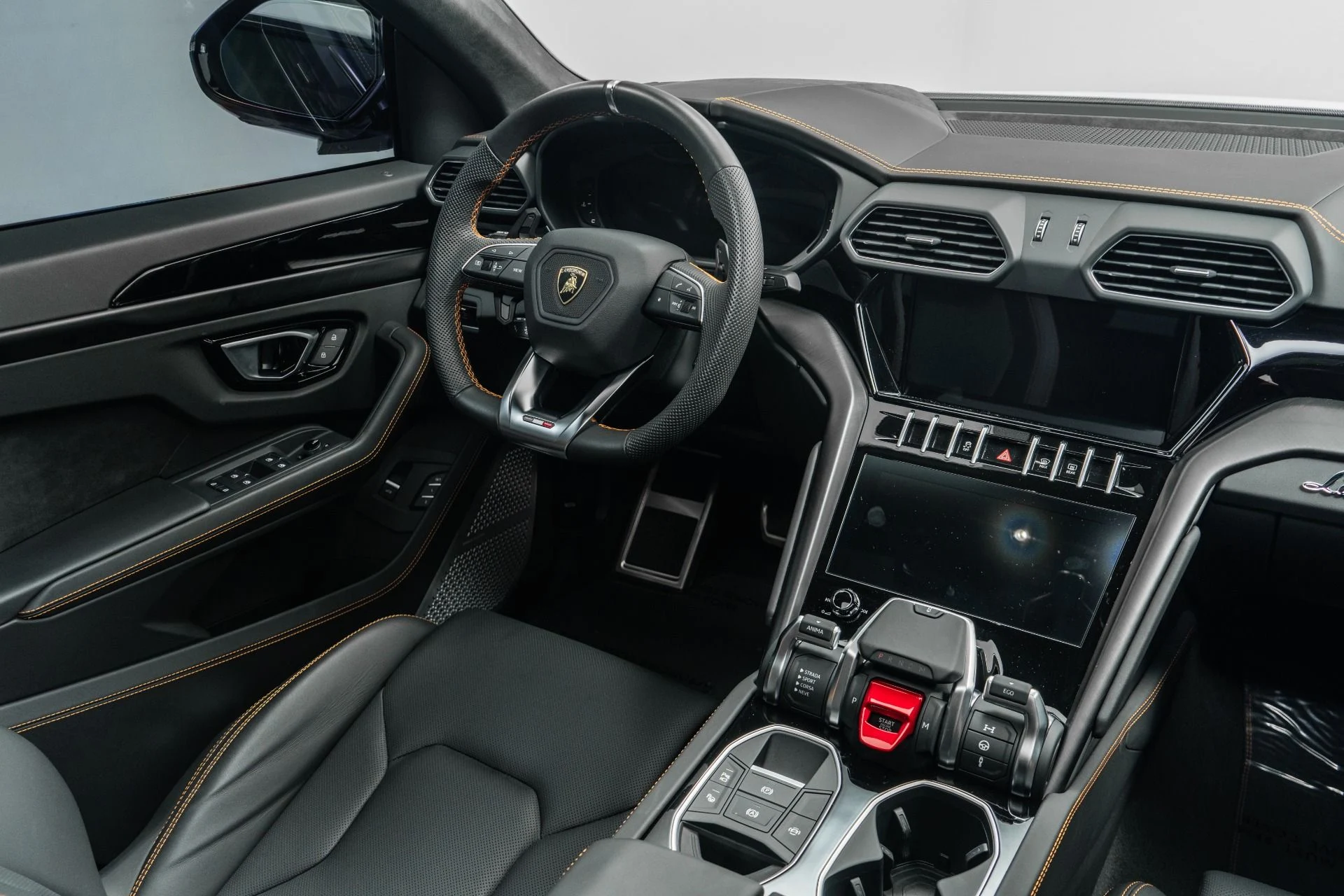mph027_1802939944_Used_2022_Lamborghini_Urus_1778007764_8e0556f557