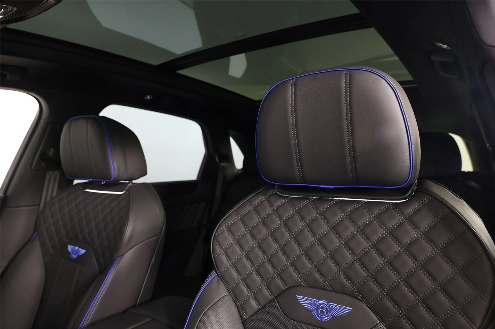 mph027_1804247039_11c356adbb471676d3c48157d382d8cc_37129a7548