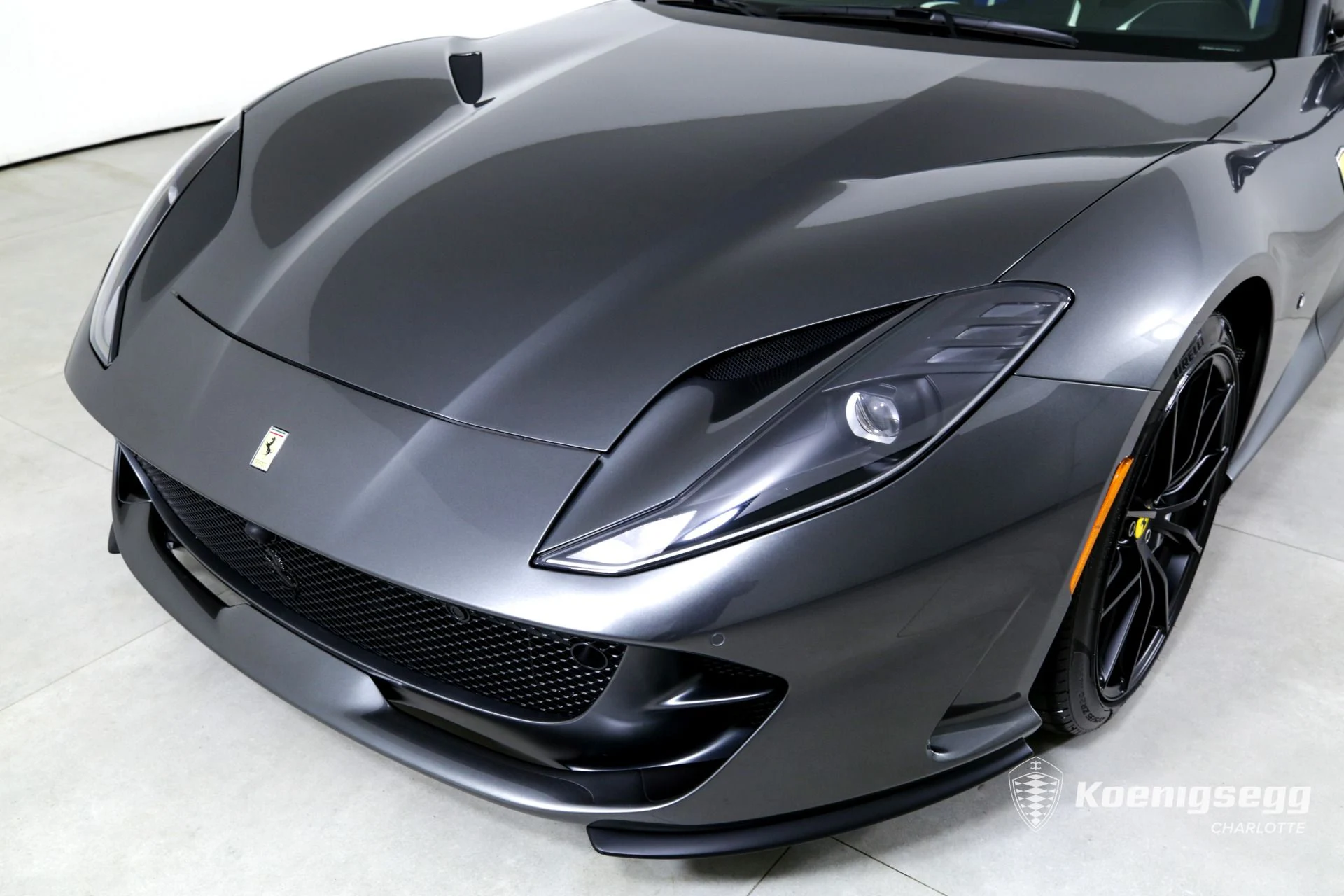 mph027_1808868970_Used_2020_Ferrari_812_Superfast_1718728574_6c94171d3b