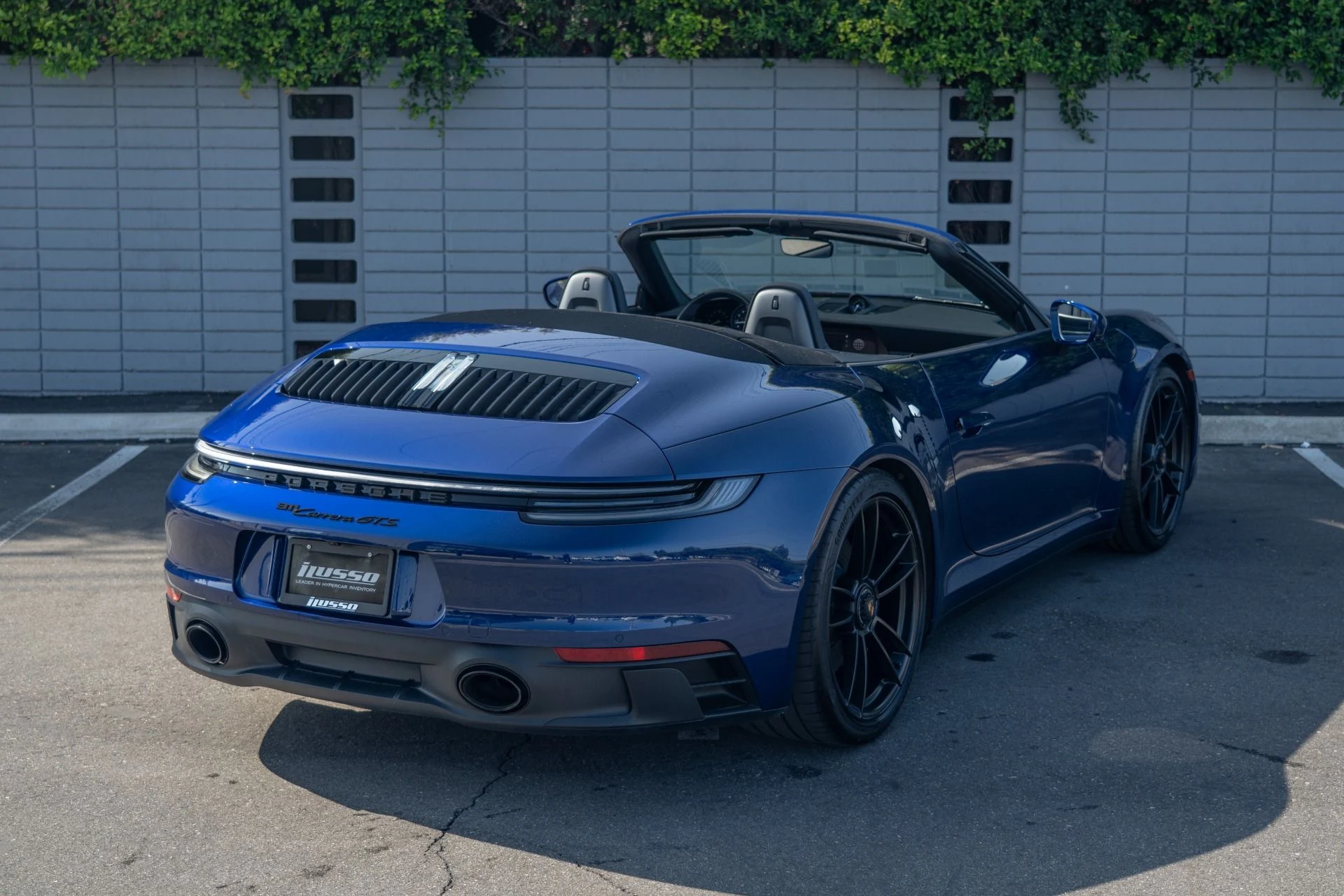 mph027_1812189722_Used_2024_Porsche_911_Carrera_GTS_1761603170_089fdae400