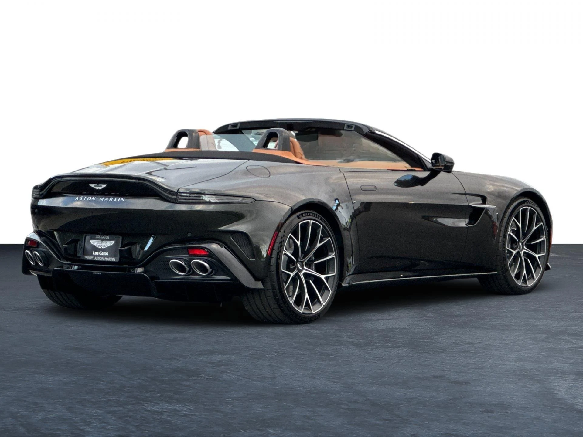 mph027_1815669391_New_2026_Aston_Martin_Vantage_Roadster_1767798661_94ec2fd776