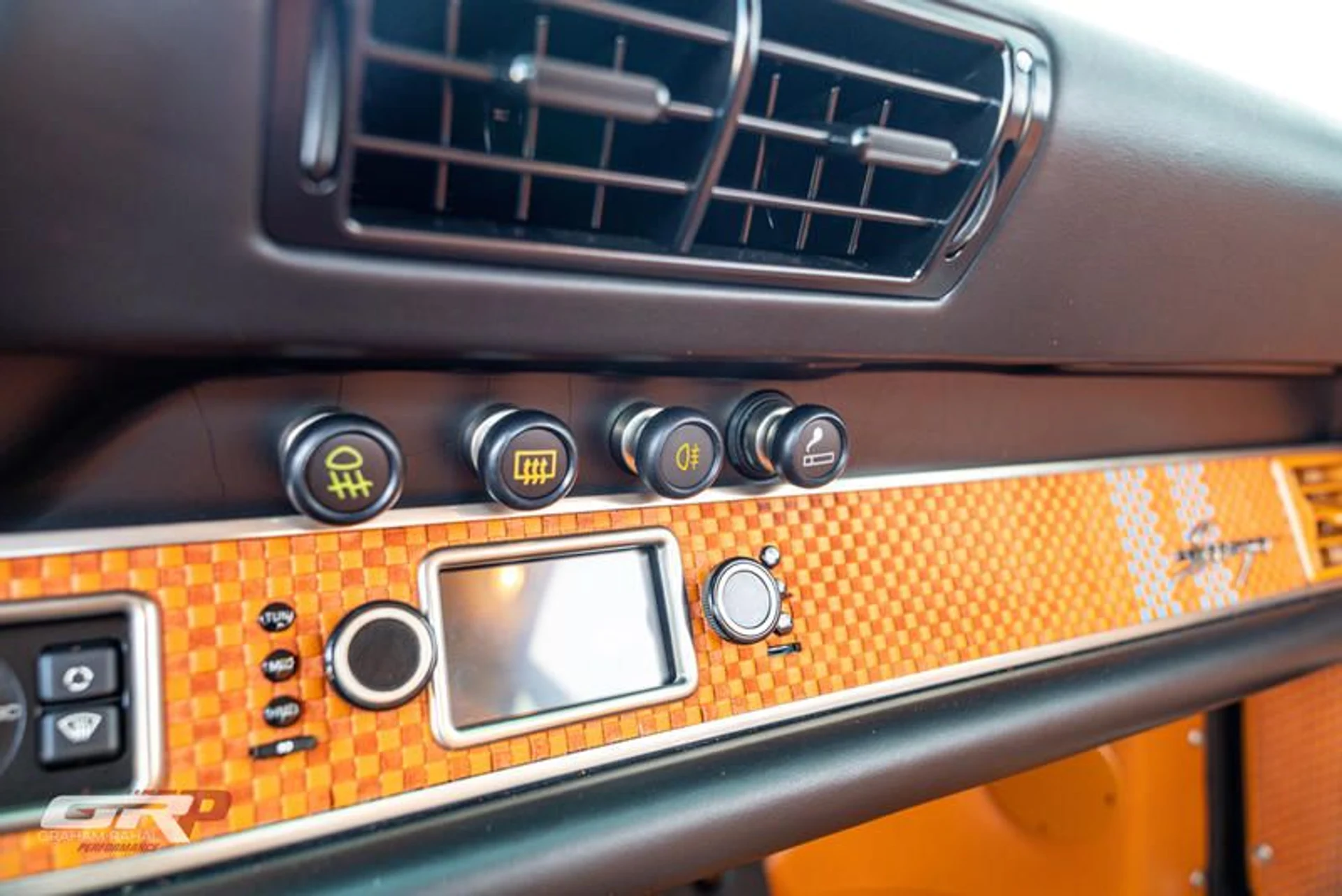 mph027_1817933430_57_CE_065_D_8_E38_4_FA_5_803_A_089_D32_F29_C2_E_a6c3318a35