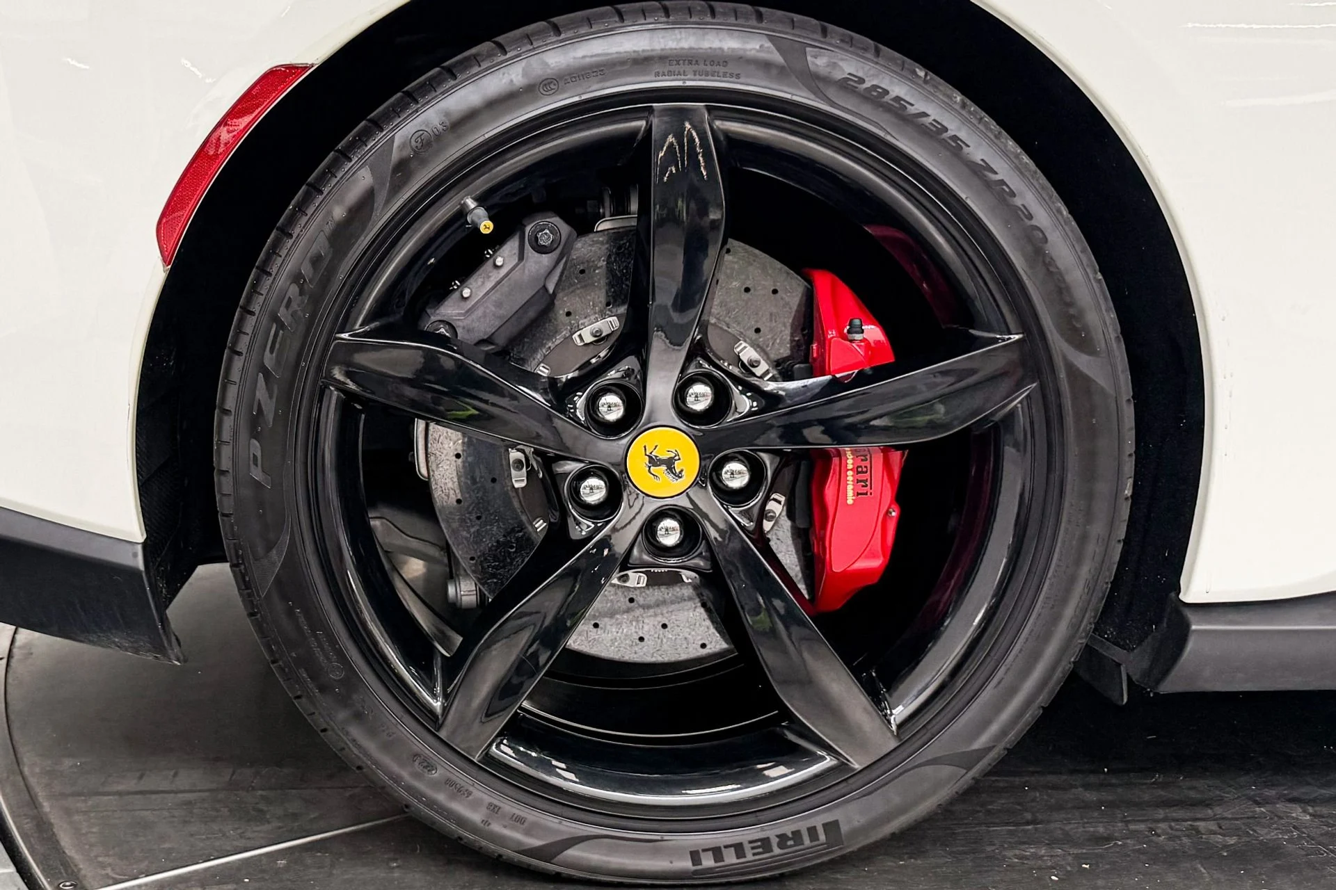 mph027_1820261000_Used_2020_Ferrari_Portofino_591_Horsepower_Two_Tone_Interior_1782839445_2a274337d1