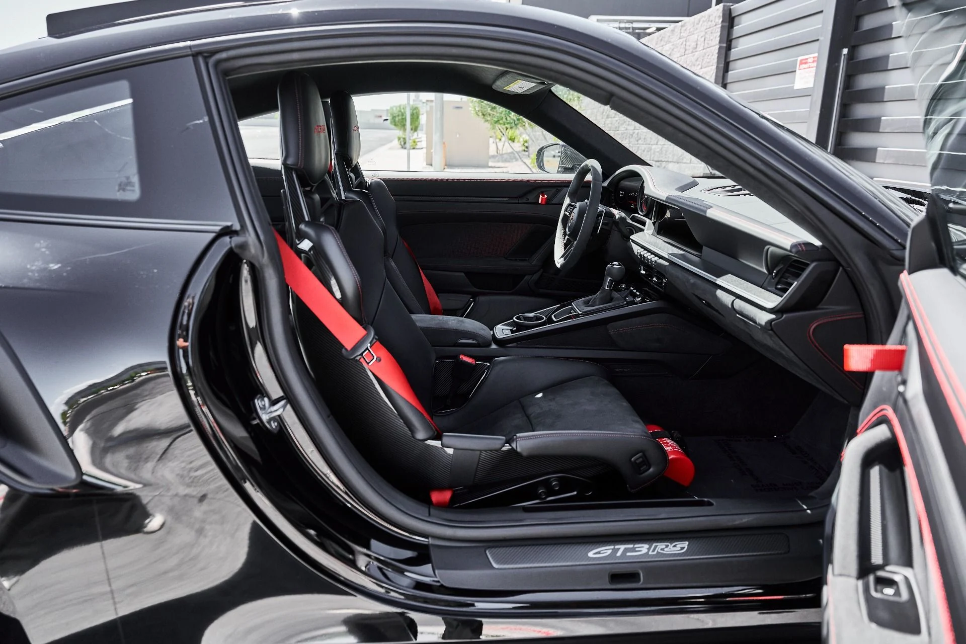 mph027_1828456764_Used_2024_Porsche_911_GT_3_RS_1775094522_c131f3382b