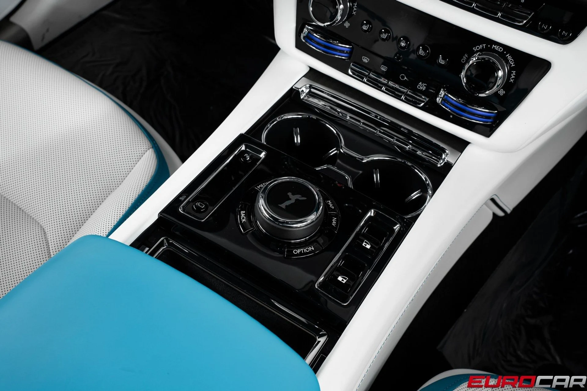 mph027_183985323_image_28_490d2ca49a