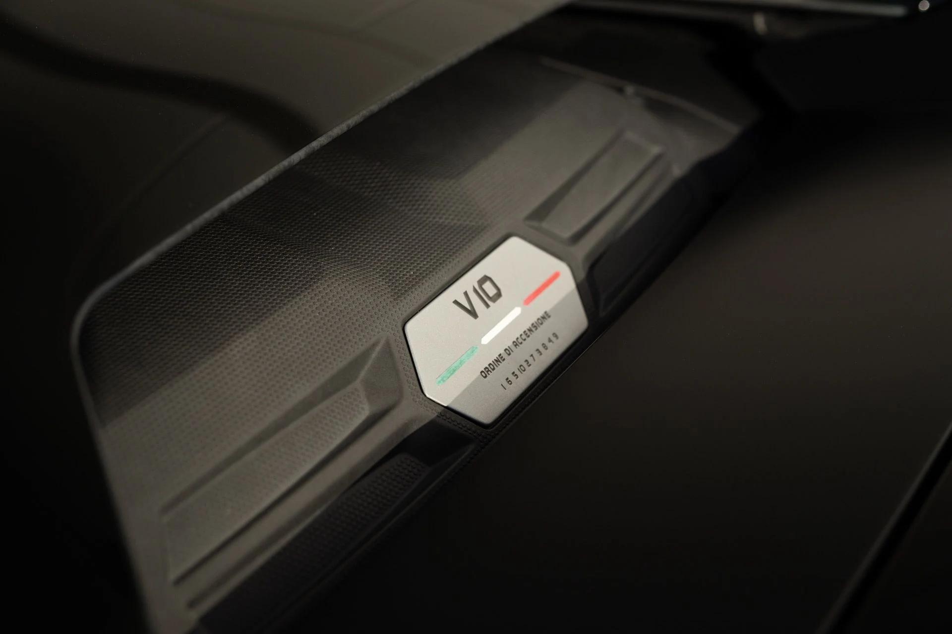 mph027_1841417681_Used_2020_Lamborghini_Huracan_EVO_1769630384_53e9e7defd