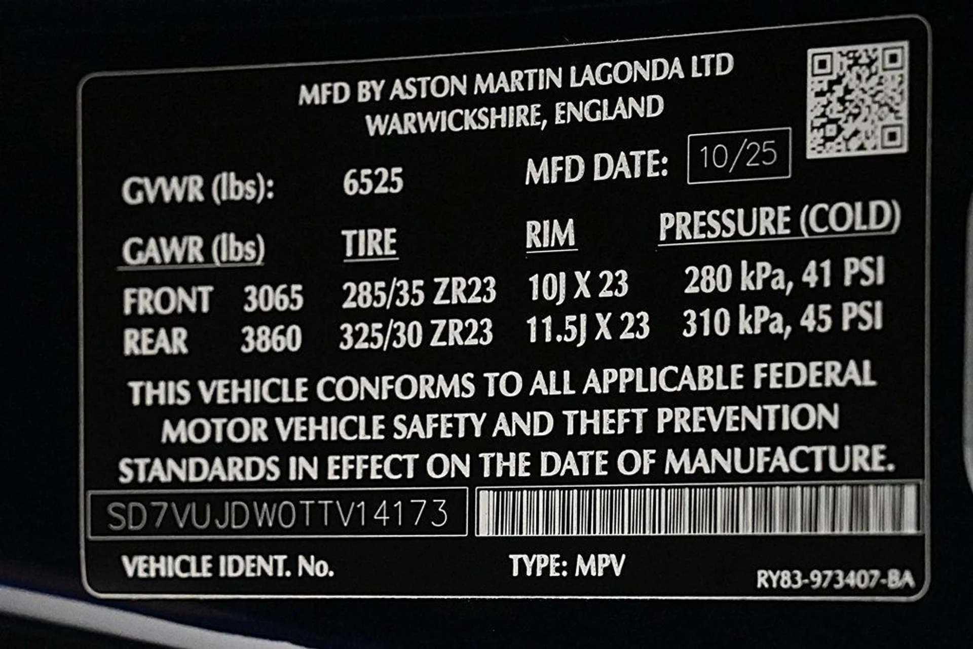 mph027_1843264472_new_2026_aston_martin_dbx_707awd_11350_22961651_27_1024_365db64d42