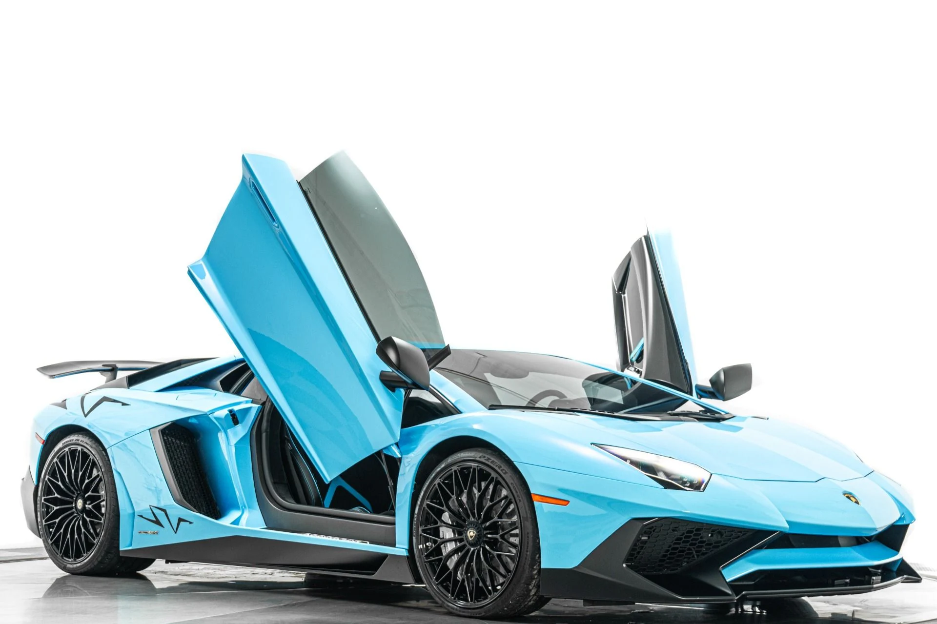 mph027_1844576771_Used_2016_Lamborghini_Aventador_LP_750_4_SV_Amazing_Color_Ryft_Titanium_Exhaust_1780610472_42766fdfea