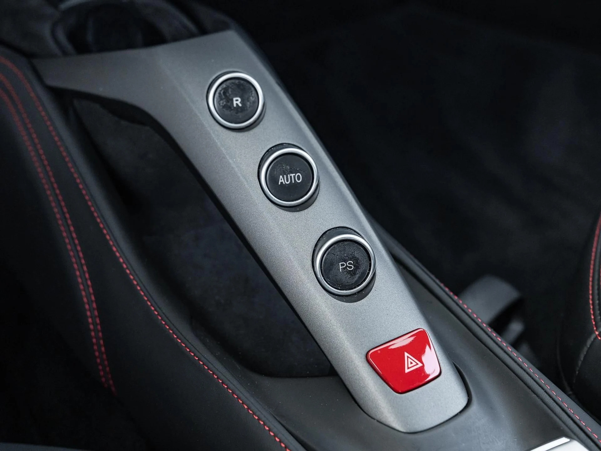 mph027_1846352277_Used_2019_Ferrari_488_GTB_Coupe_1768385517_36c5cdb805