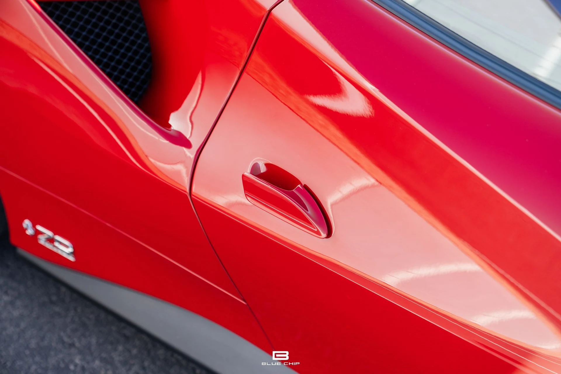mph027_1849763577_67f5af7f6d2f8f5cf4b39062_BC_488_GTB_70th_Silver_Roof_175_18a57f6040