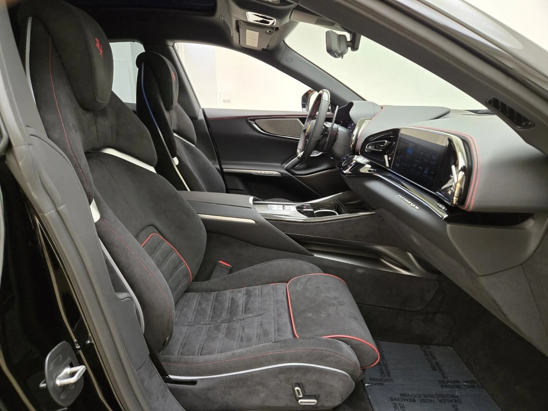 mph027_1851615543_Used_2026_Ferrari_Purosangue_1769237453_06b31df468