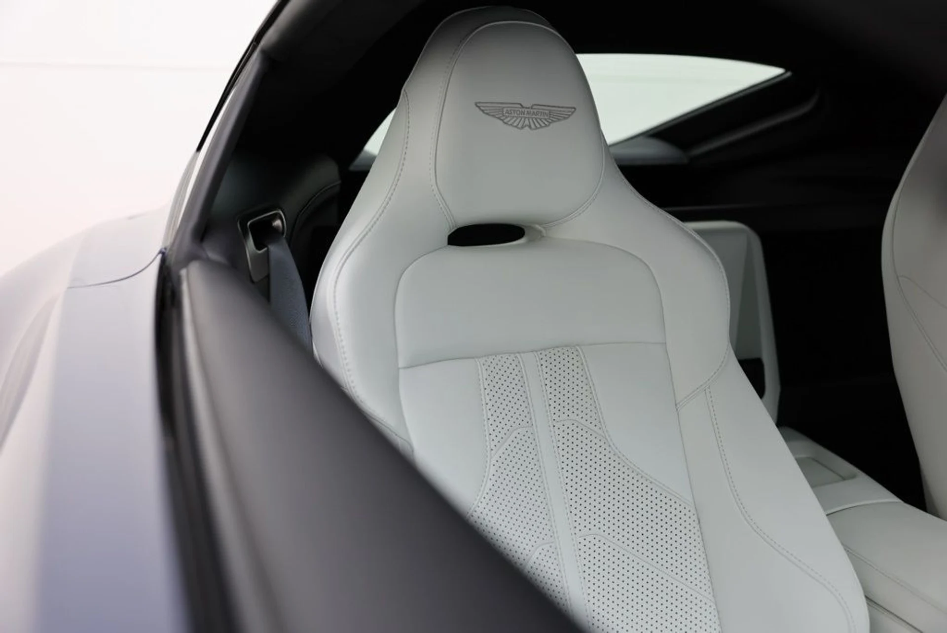 mph027_1853464260_g2j83upy4llavi8kagpd2dyufa3f_1ba5927b0c