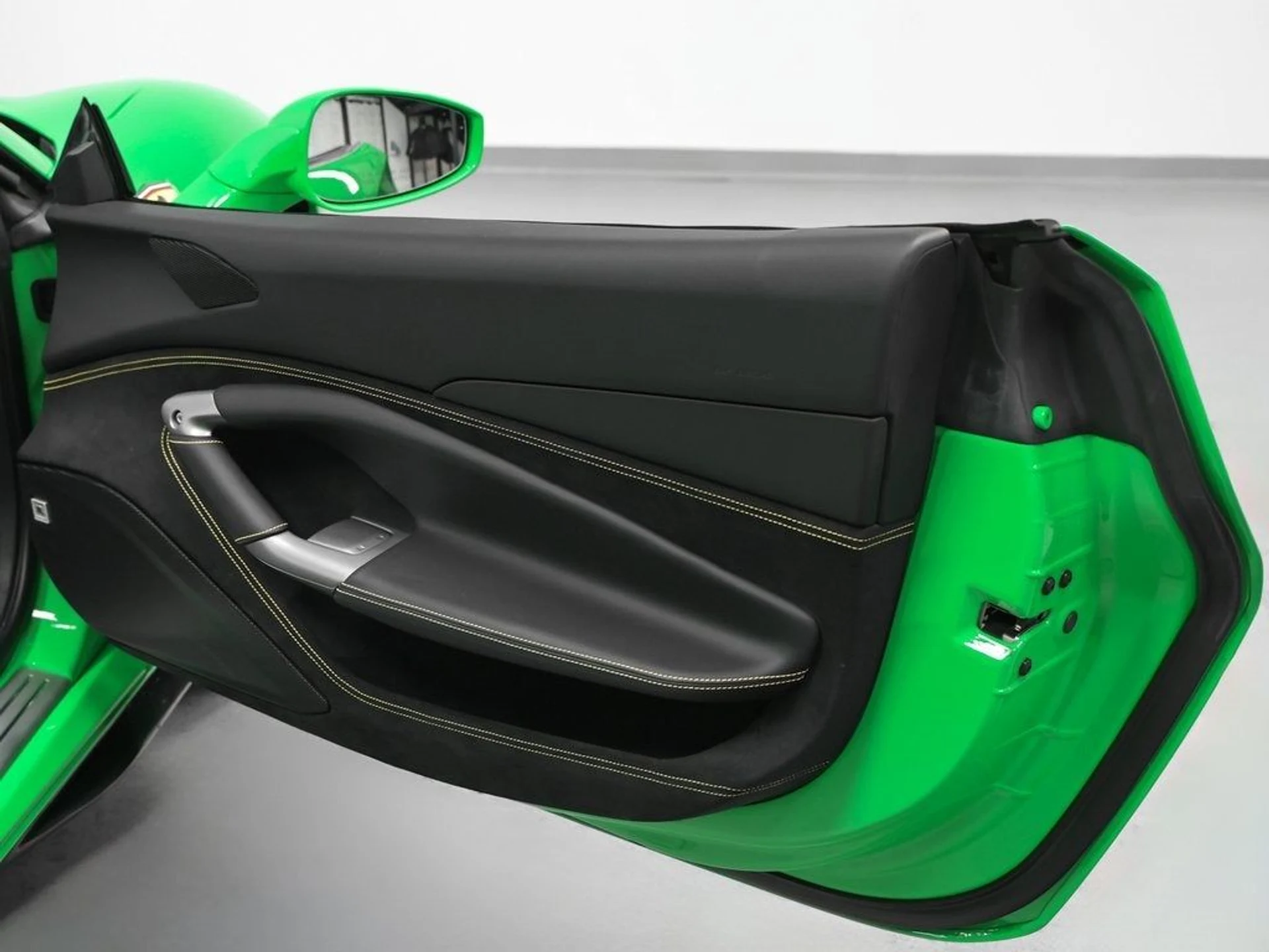 mph027_1855239920_28_5e7f841747