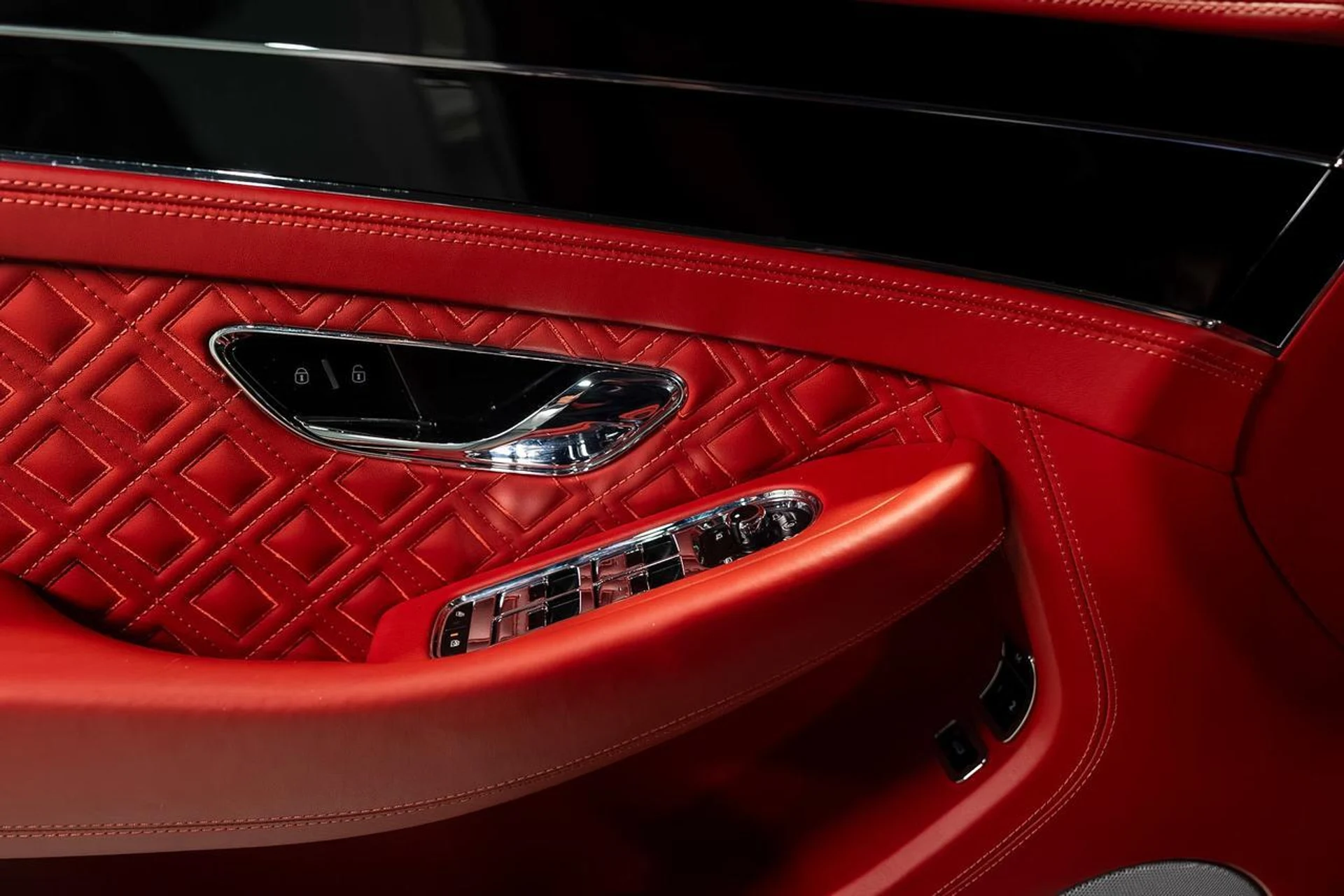 mph027_1856181537_6b5a2515e90a23c7ce8ac9d7a2a38a14_8a1997cf6e