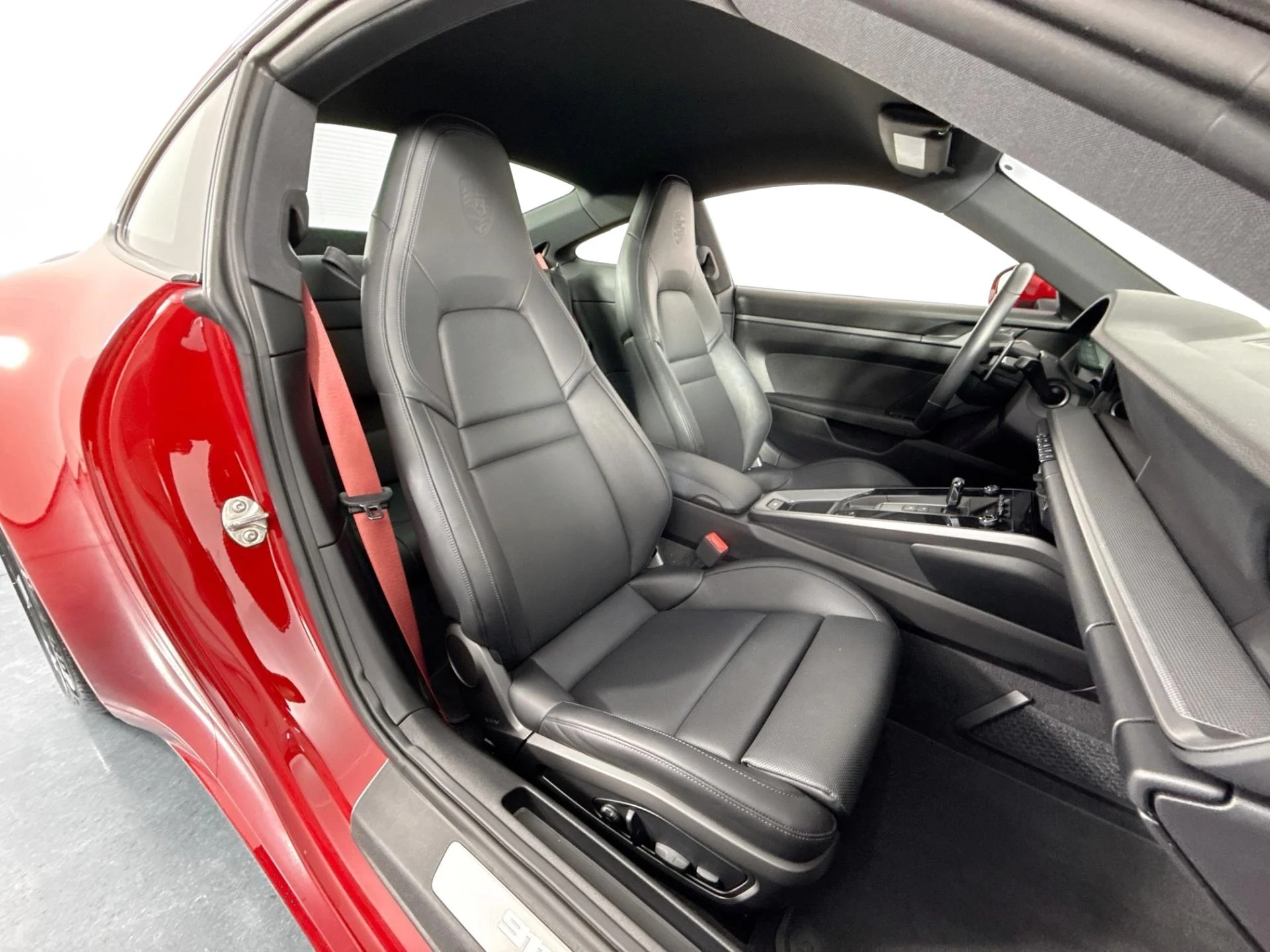 mph027_1858848846_Used_2022_Porsche_911_Carrera_S_1783967229_309c2bec5d