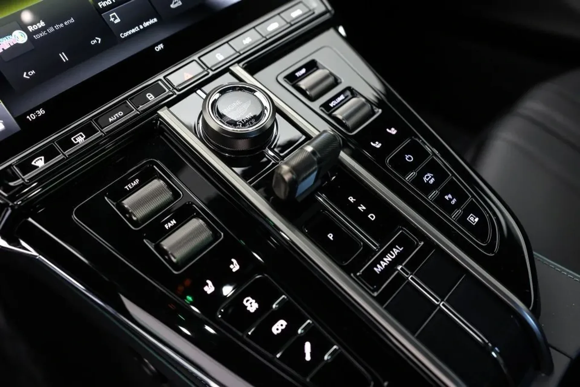 mph027_1860499232_1q9b25ux1qhnpgn62vha9zzuf07y_d4a2c19e4c