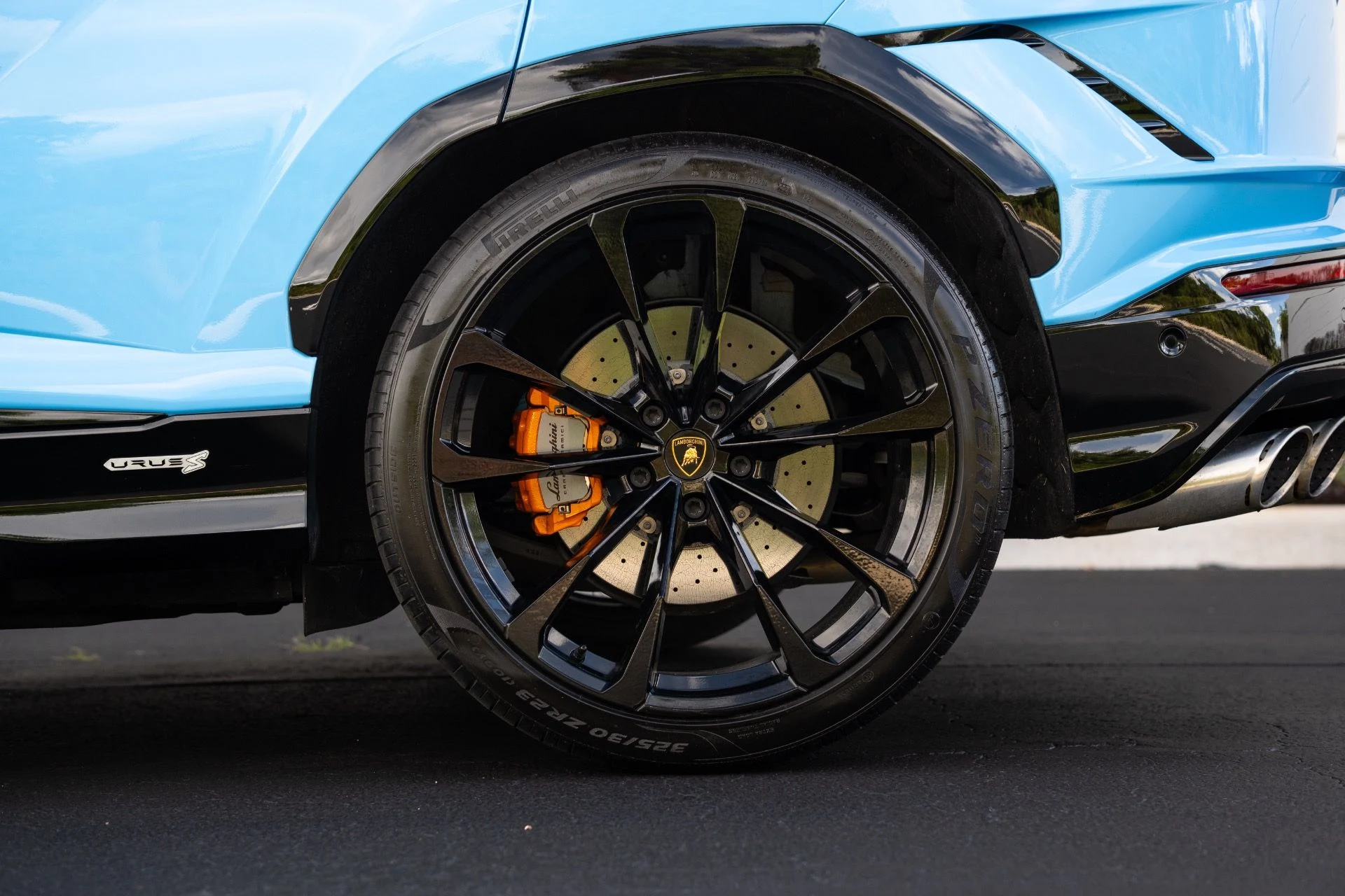 mph027_1865808524_Used_2024_Lamborghini_Urus_S_1773951175_2ec72c23b3