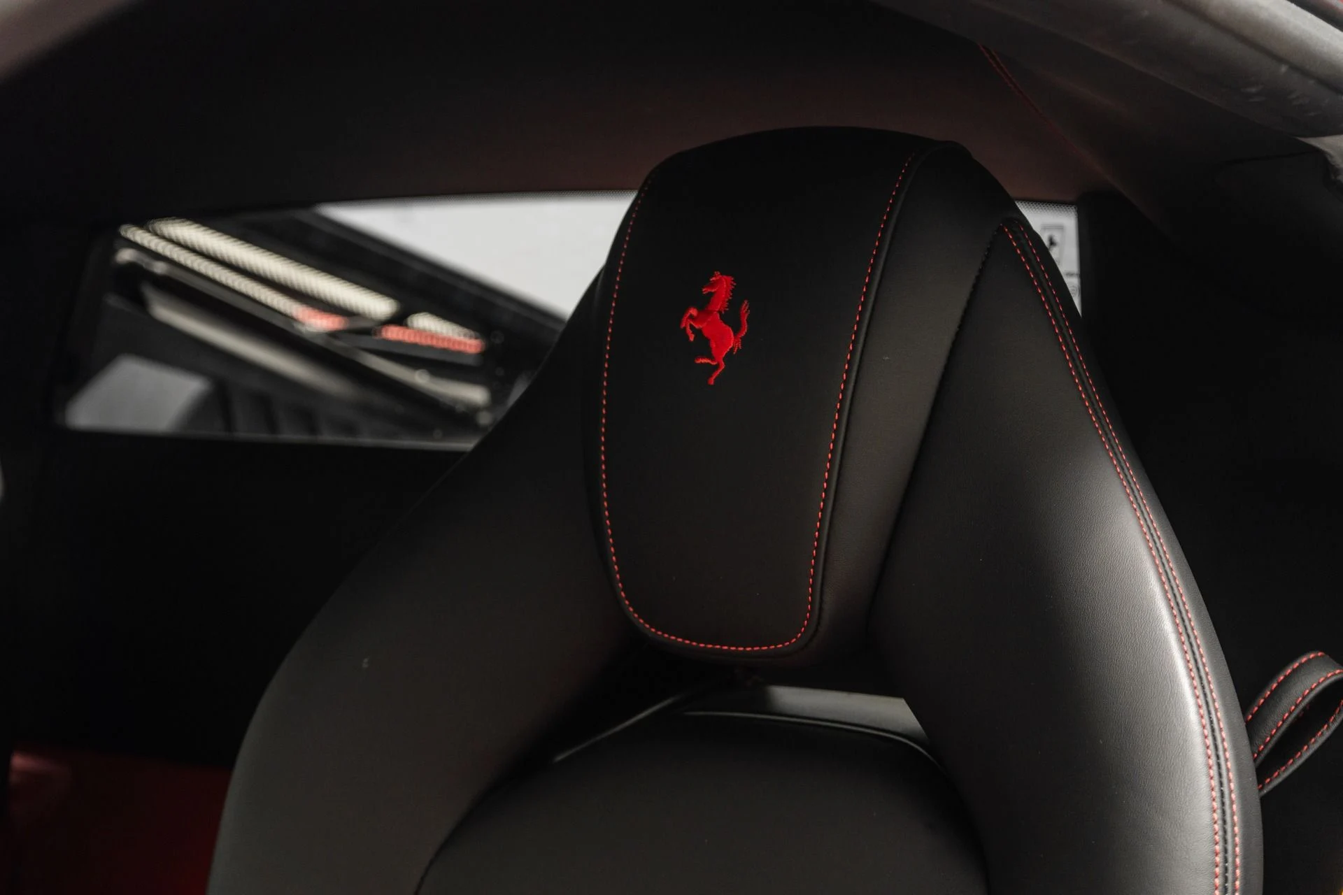 mph027_186638250_Used_2018_Ferrari_488_GTB_1760465910_629a175e2d