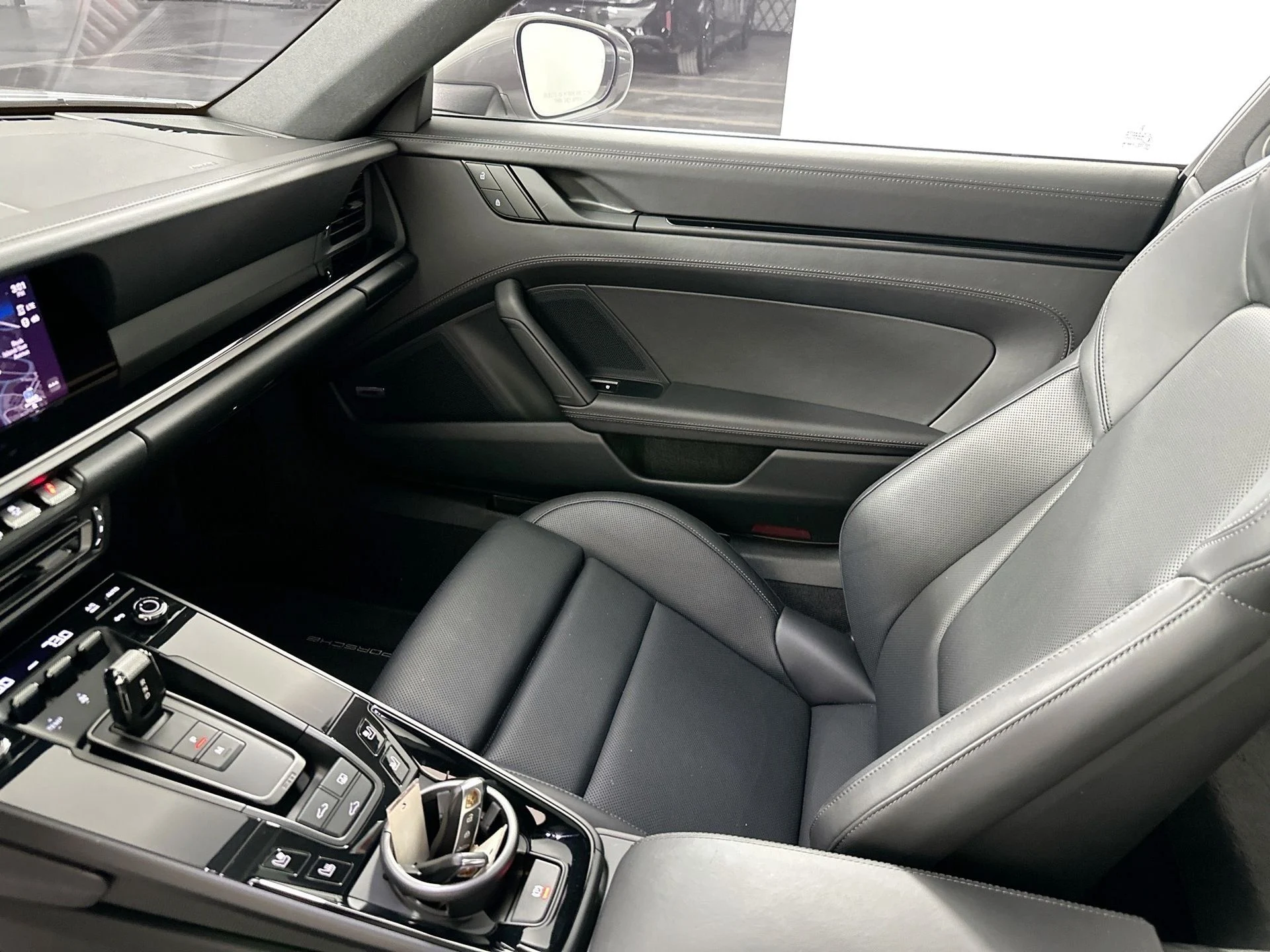 mph027_1867392756_64b2eac83e90fa97075cf4c1b2c89da0_2d4ff61038