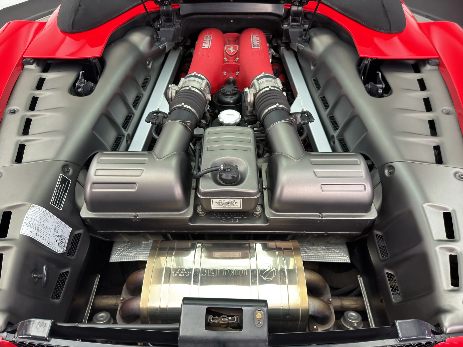 mph027_1874226915_PR_01_H_engine_bay_001_739afc9f18