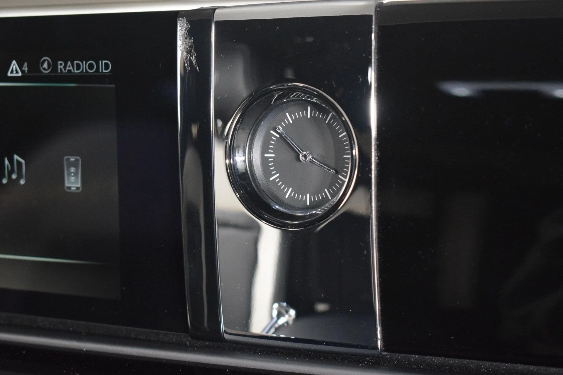 mph027_1876395047_4a62cd5dd72a1d9e8151bf38d90dce13x_a95b1e9048