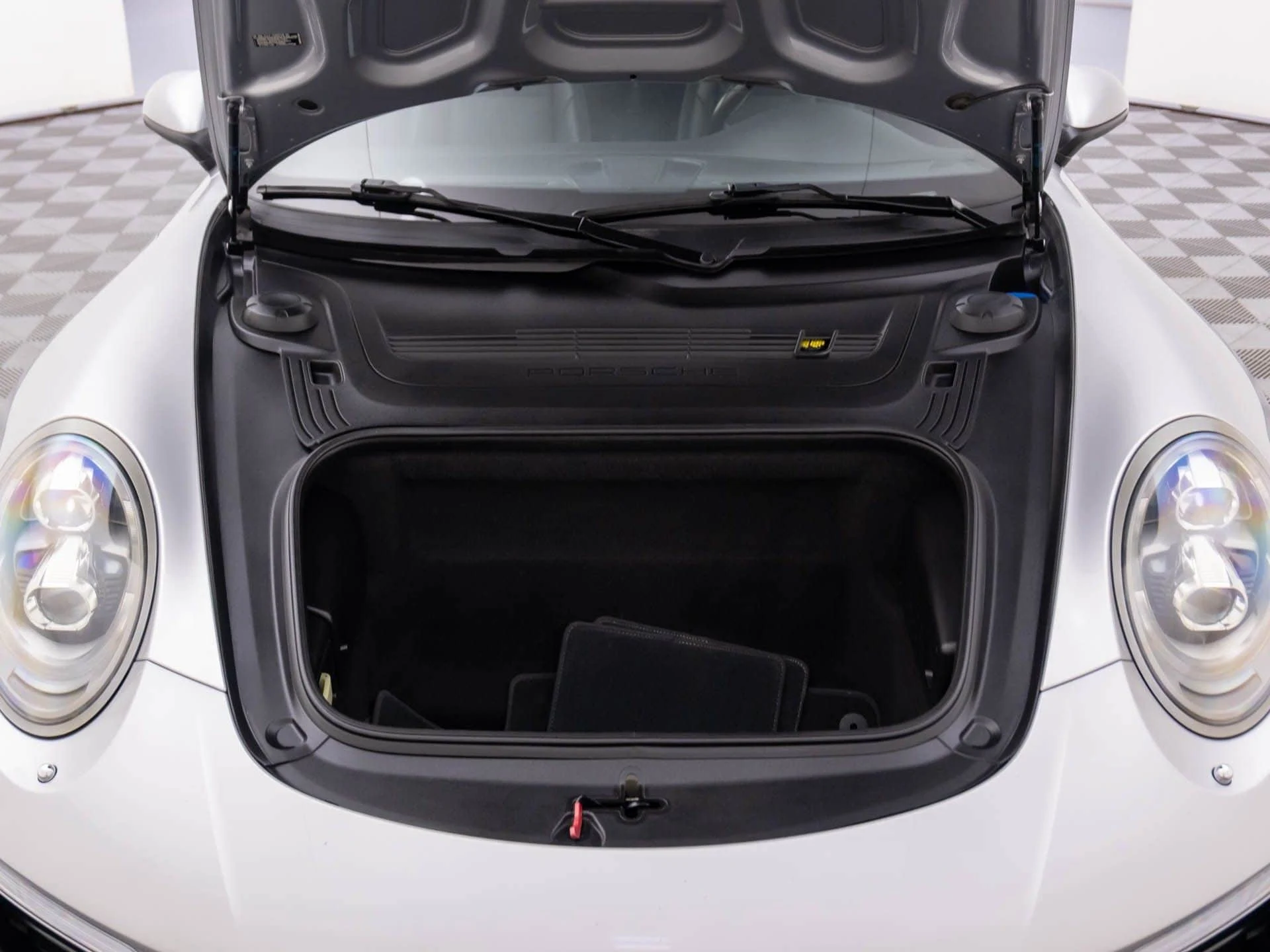 mph027_188274055_67bd2d92e820895e0fb647ad0d3bfaa5x_b78c36e699