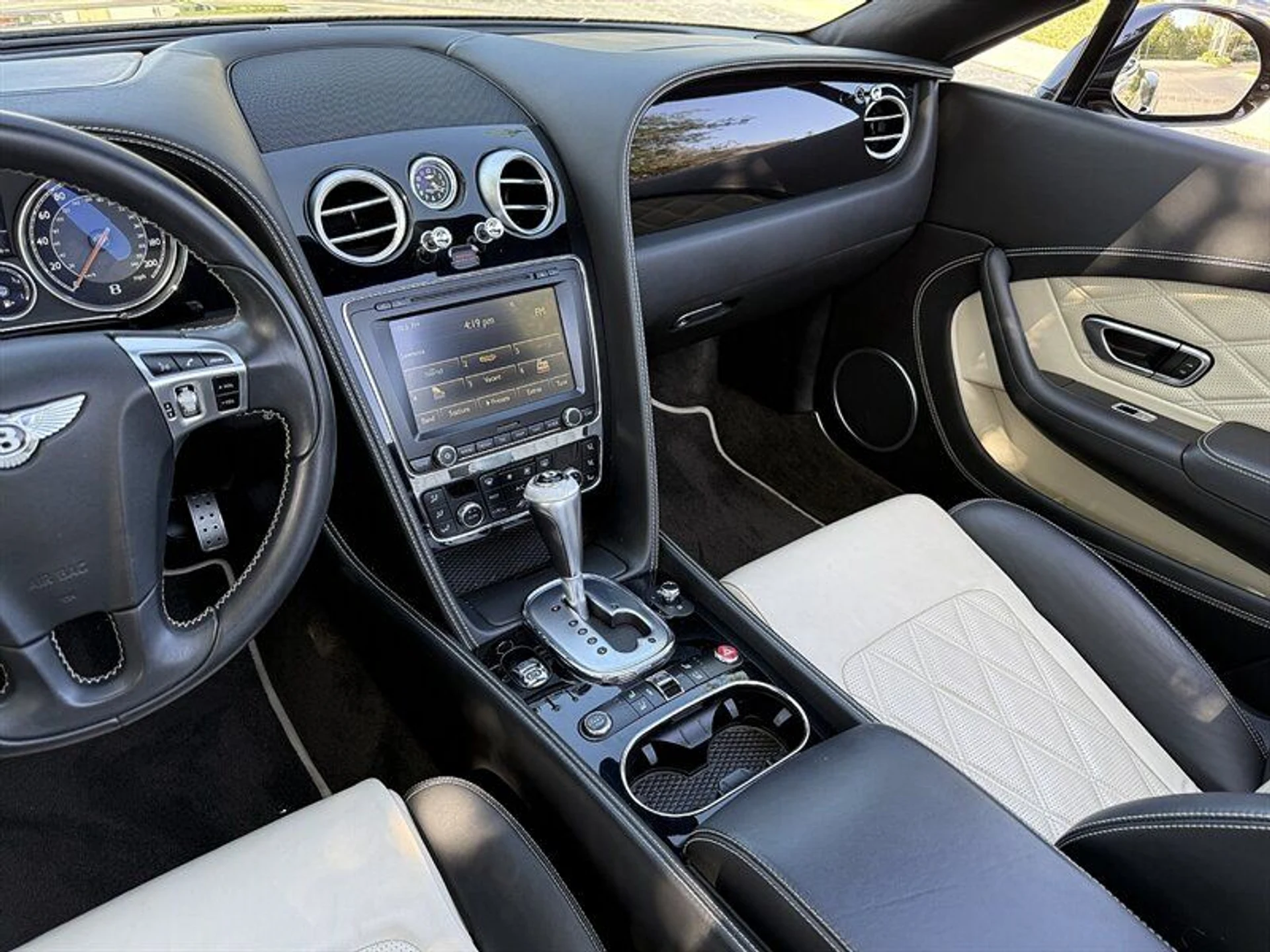 mph027_1889800633_c1125e45a9_800_0a08d1d634