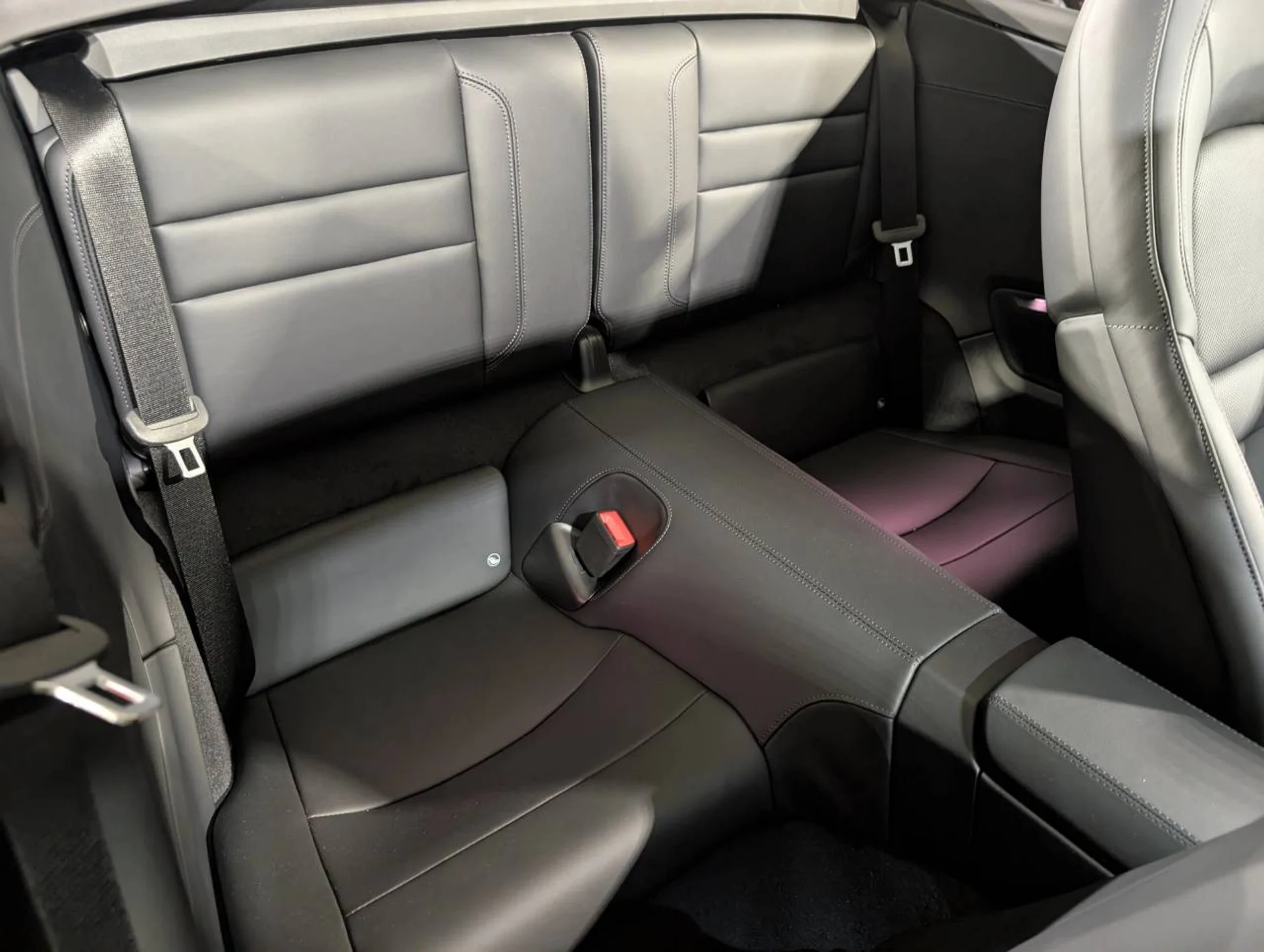 mph027_1891799969_7e420f266cd745392d0862cf147573f5x_1f216c2df4