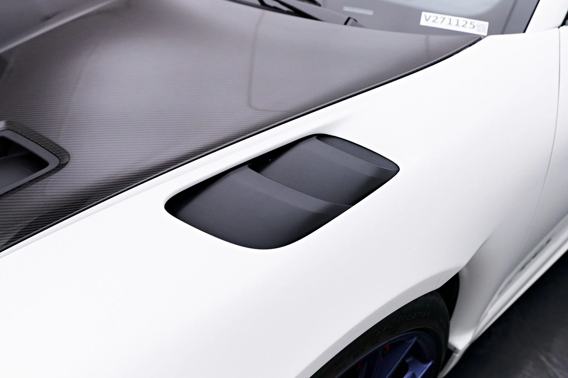 mph027_1895601658_Used_2025_Porsche_718_Cayman_GT_4_RS_1754674090_758614a6b8
