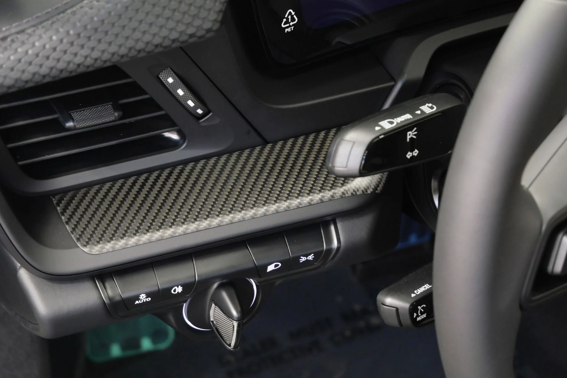 mph027_1896568341_Used_2026_Porsche_911_GT_3_Touring_Lightweight_Package_Delivery_Miles_6_Speed_Manual_1766436357_fd795bf4ad