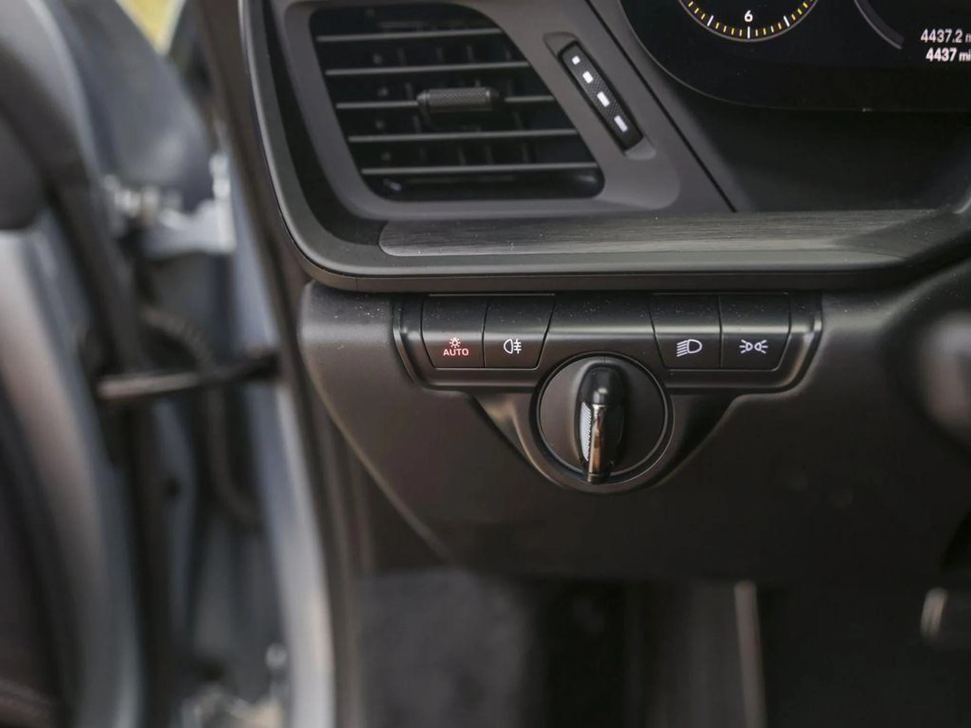 mph027_1897634488_0qbsp_Bthrj_L93_Bf_Xnx_E_Du_S38ys_a27186b1a9