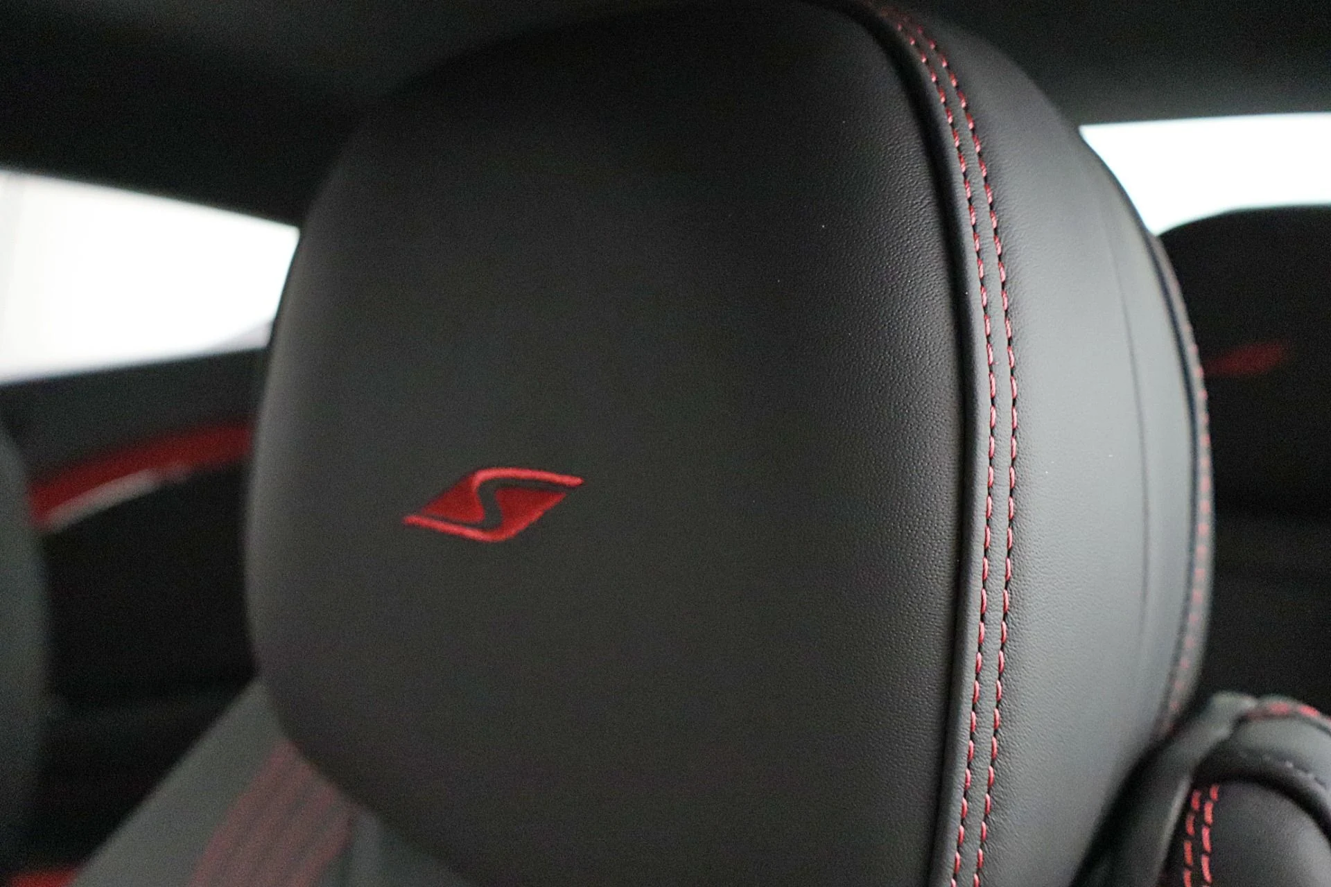 mph027_1898056618_New_2026_BENTLEY_CONTINENTAL_GT_S_2bd20d7c9b