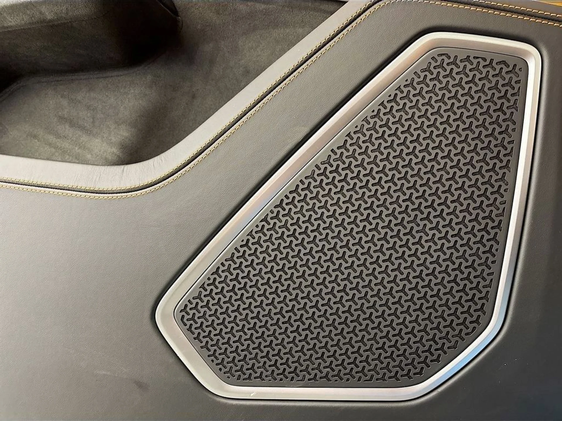 mph027_1898712755_c78c71e29cc84d20897bc6a14364343f_b69e2bc16b