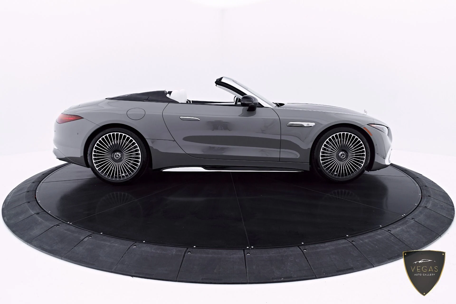 mph027_1904844223_Used_2026_Mercedes_Benz_SL_Class_Maybach_SL_680_1782236026_7724d448f9