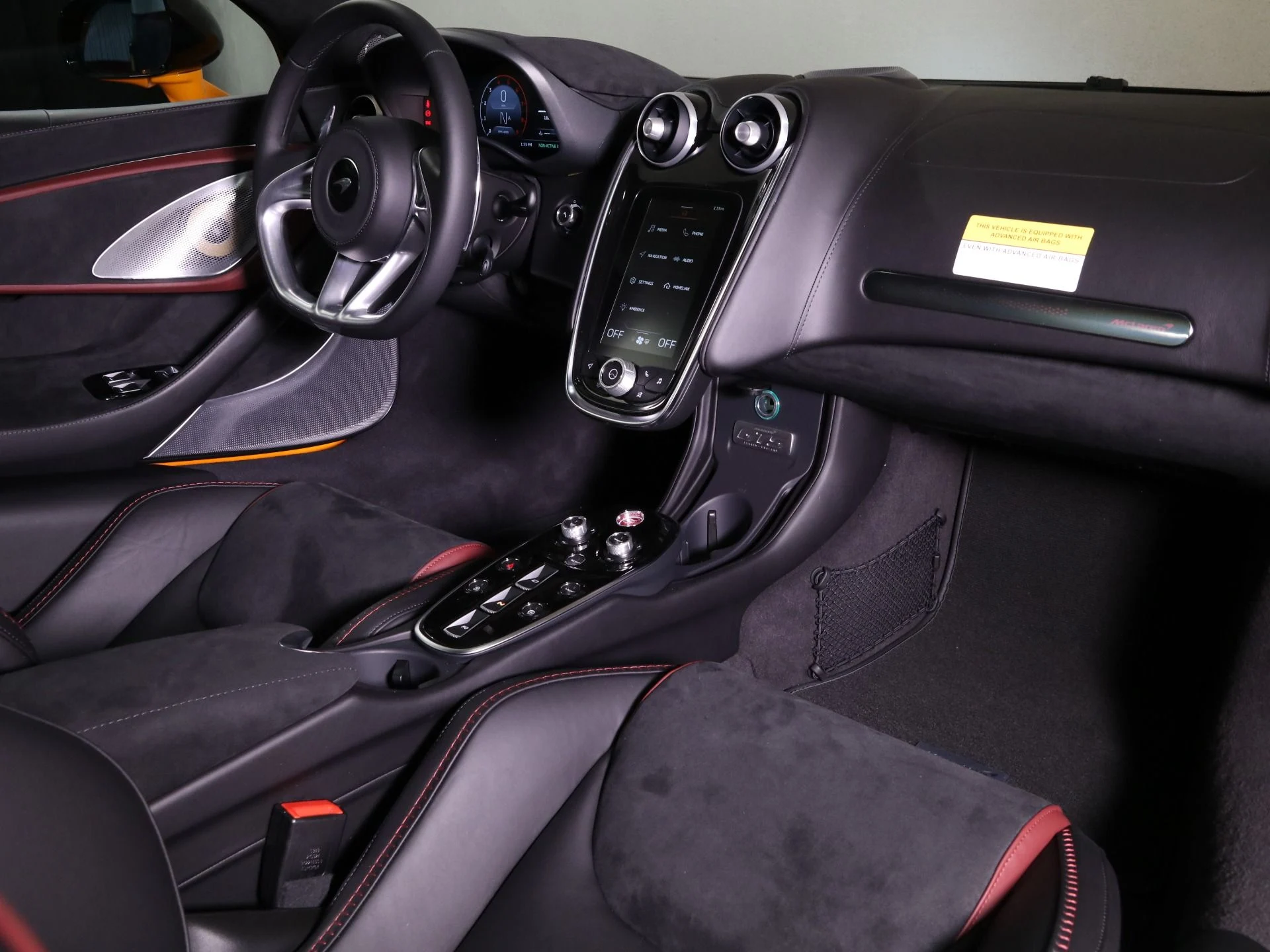 mph027_1905675579_Used_2025_Mc_Laren_GTS_1742252976_0708e721a0