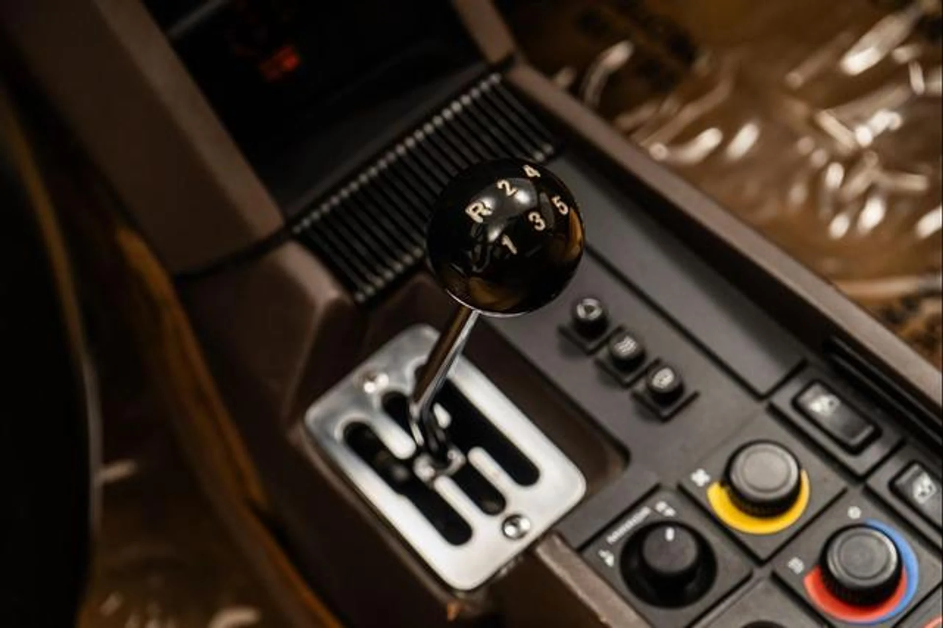 mph027_1906054084_i_Hu_f_H_Rh_Qhp_Y0v_Wd_S12_DO_Db_Q_Ye_I_d7f5b83f8f