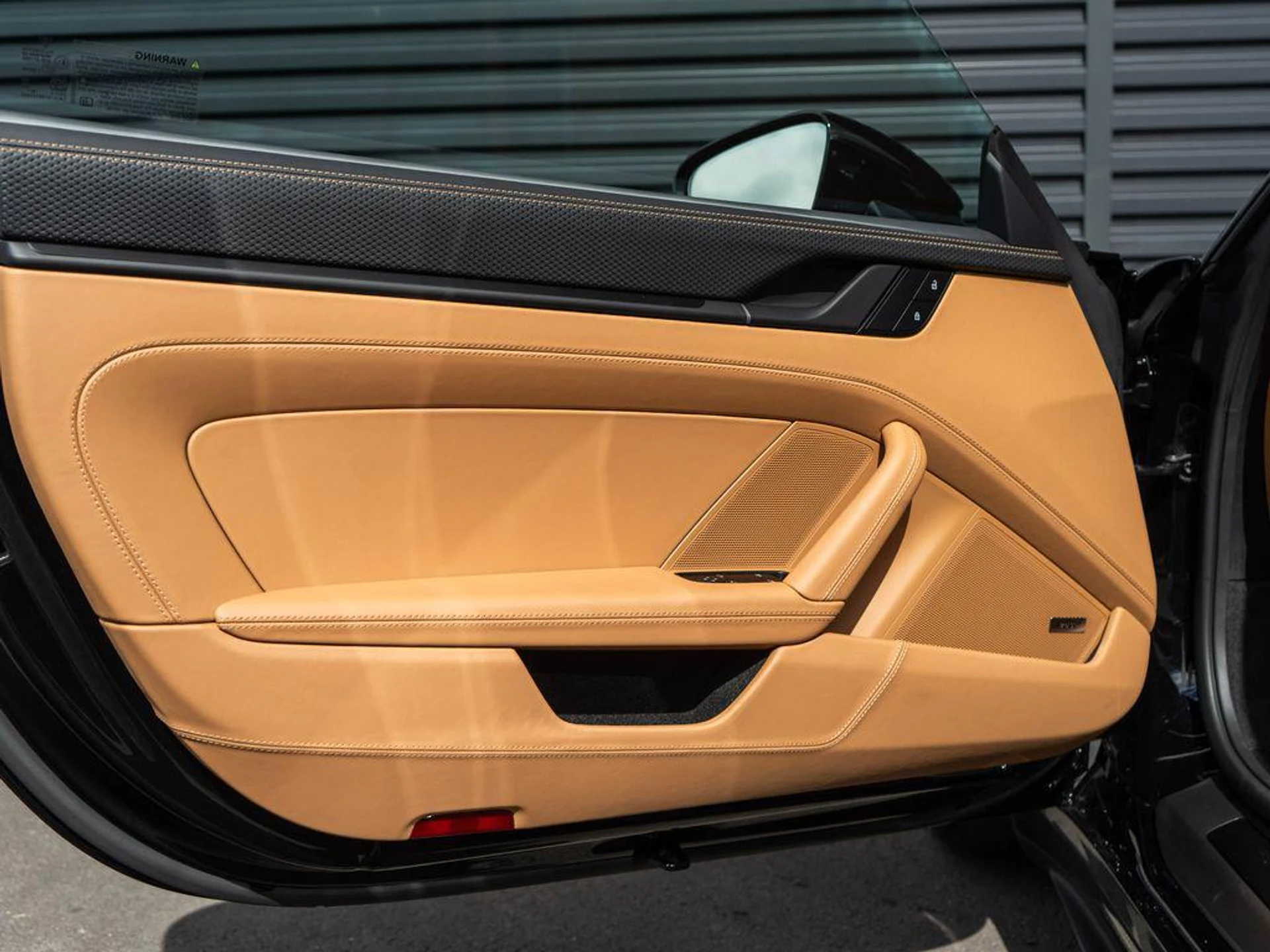 mph027_1909981218_L_Dc_N2u_F_Su9_M2_Bppm_Fhr_YIES_Lc_Mk_a8b930212e