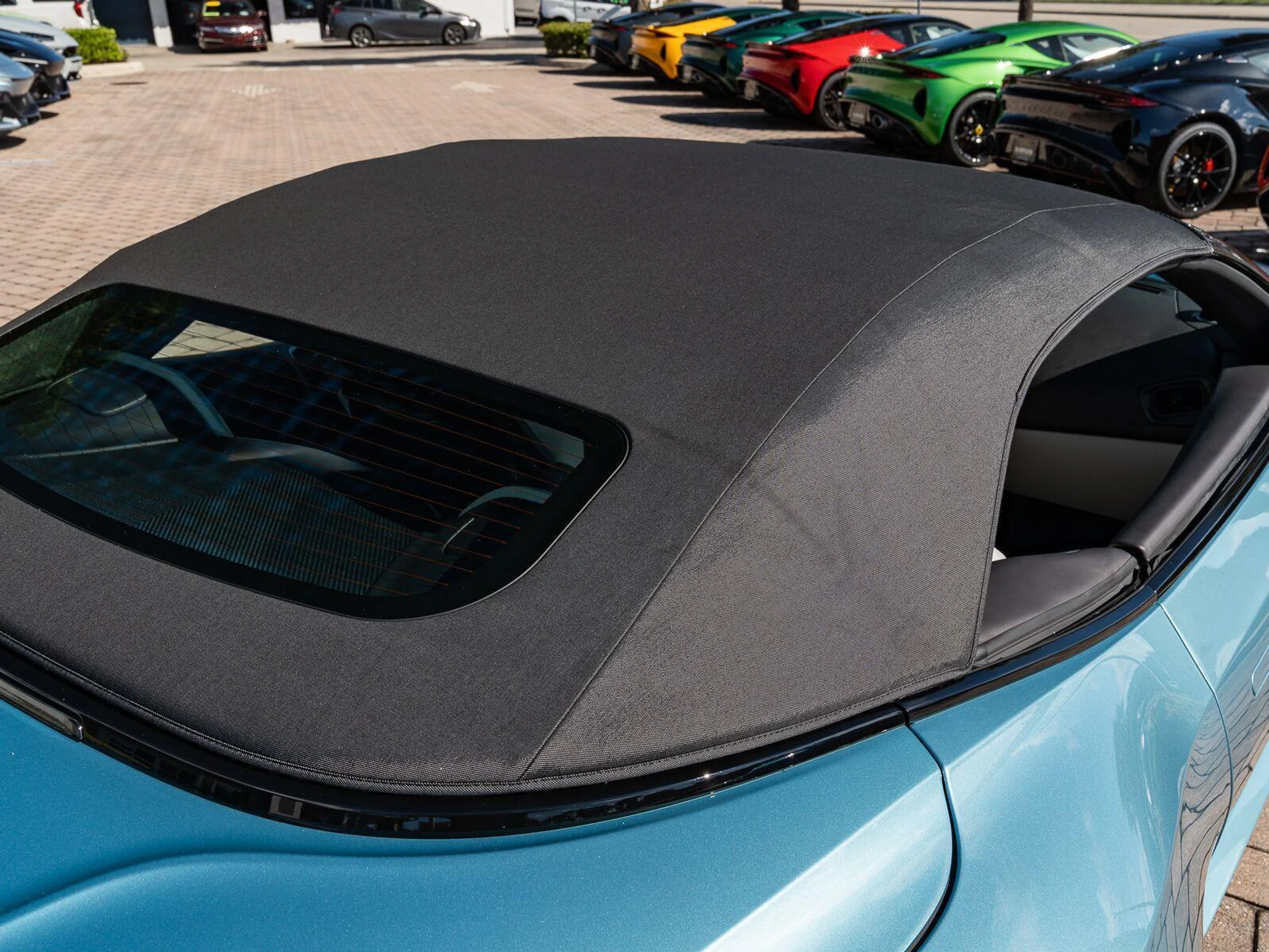 mph027_1910327378_Used_2023_Aston_Martin_DBS_770_Ultimate_1792181001_57a0394a97