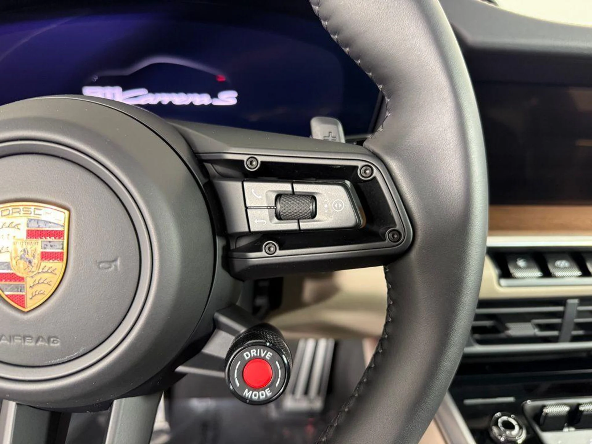 mph027_1915963078_Xz_GFT_1b_J7j_JS_Xg_Tuh_U2p_Vi_M8i_Q_fc53348cfd