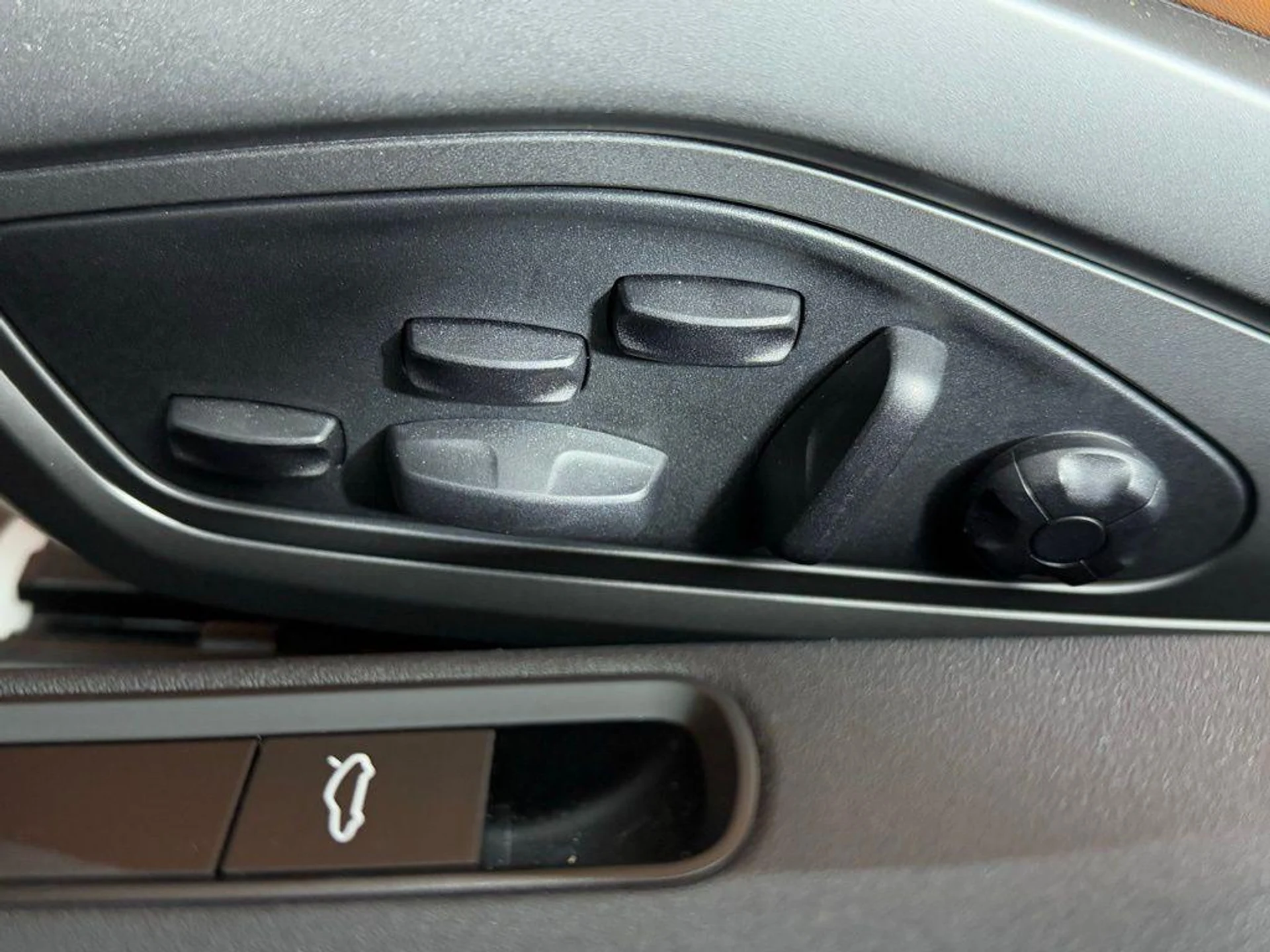 mph027_1918322229_2ka3_Sxdyrs_MVM_70e_VDR_7_Lumcf_U_ad2d8c1c65