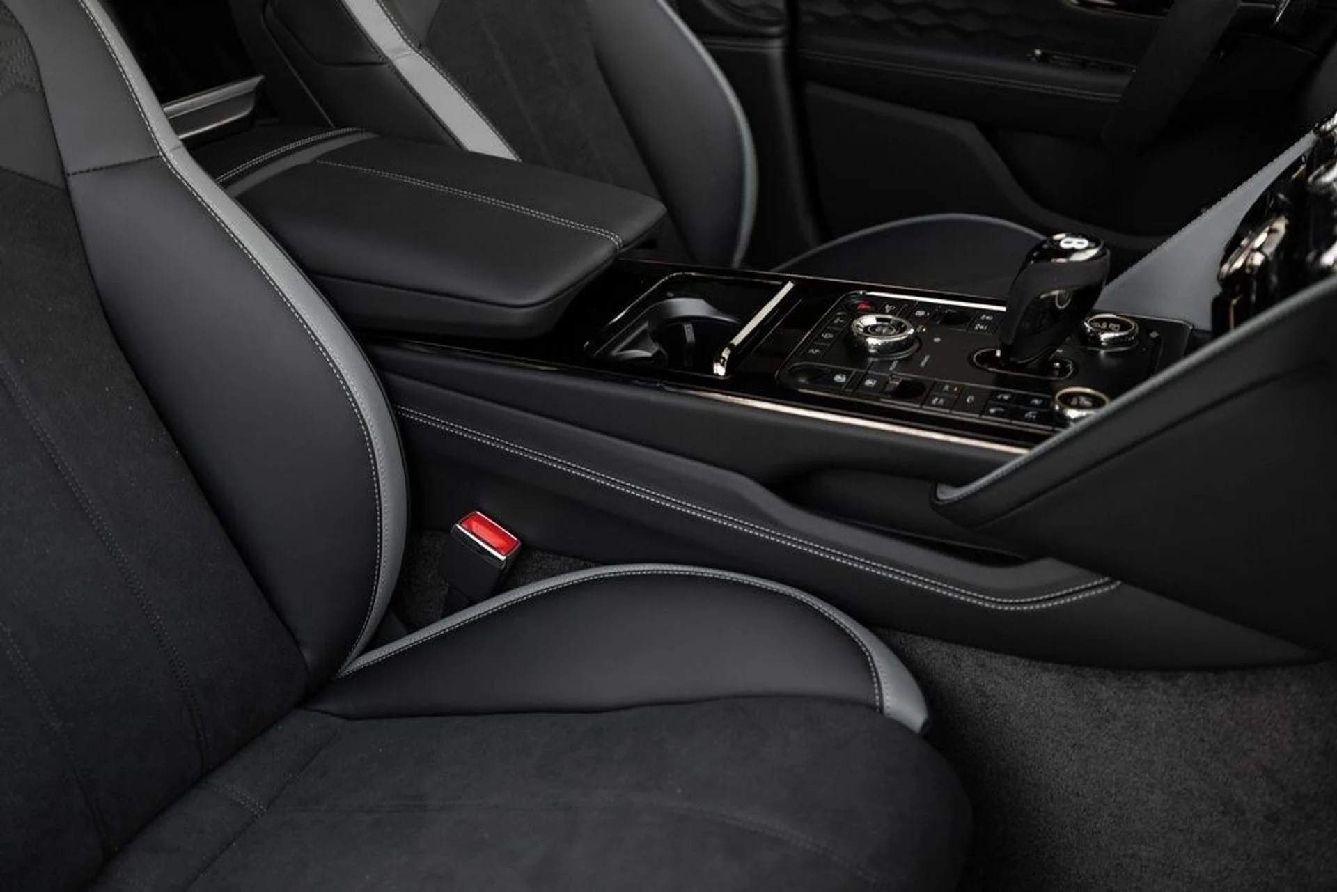 mph027_1922928100_c28001d53c46cf791a8376a2ca4ff9b1x_7448e55a72