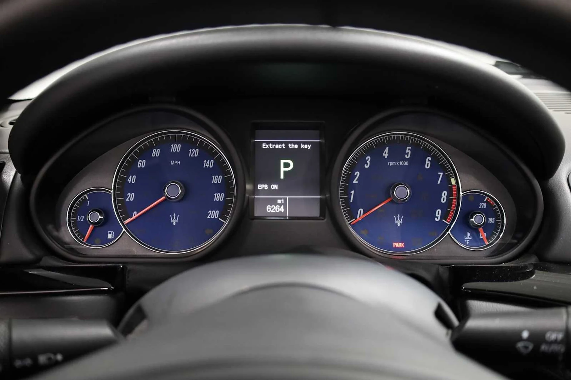 mph027_1923032396_c796be68ad941329d7905cbbeafd2b05_96cfb8f97d