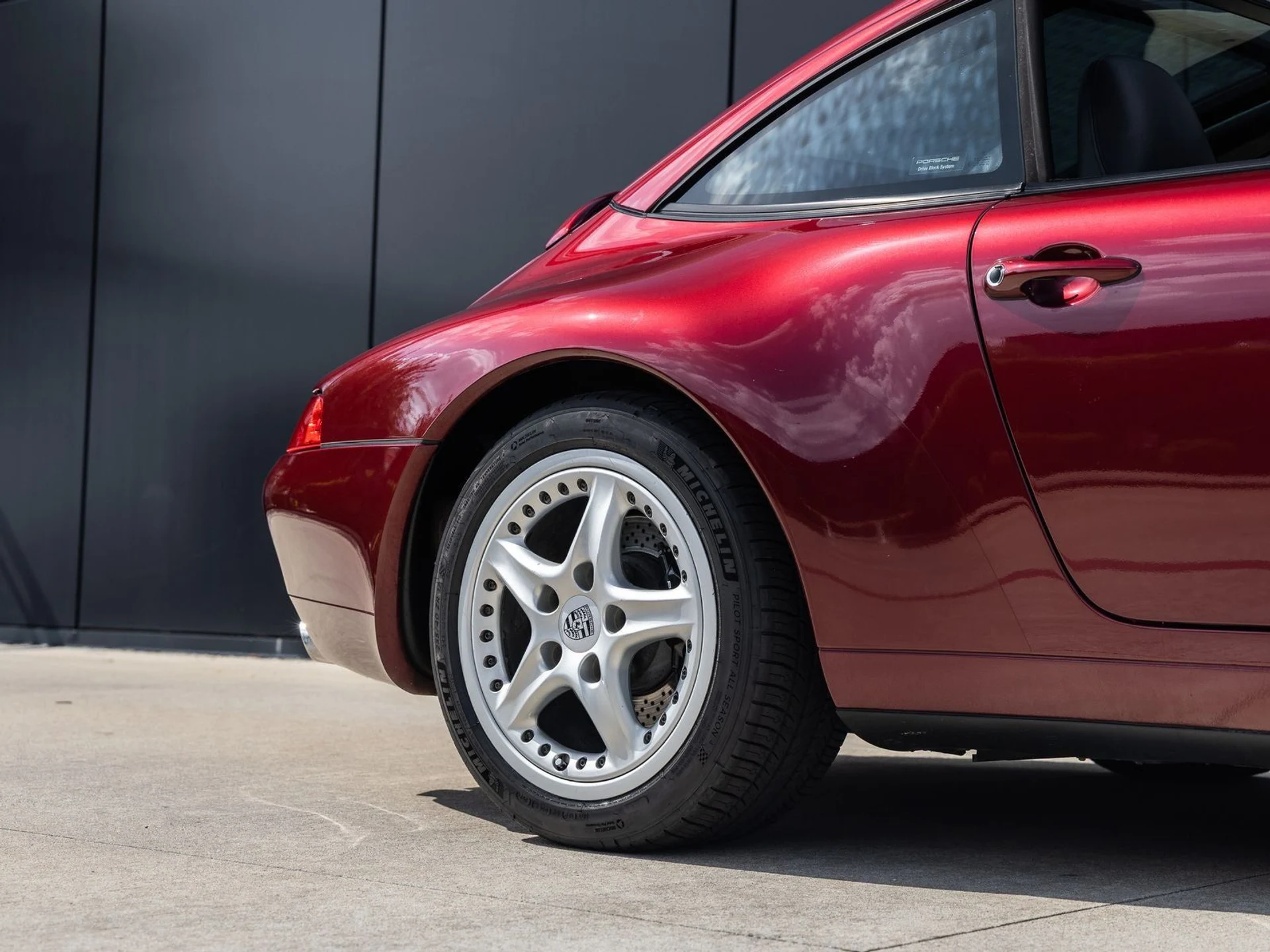 mph027_192742267_28_c4344993bb